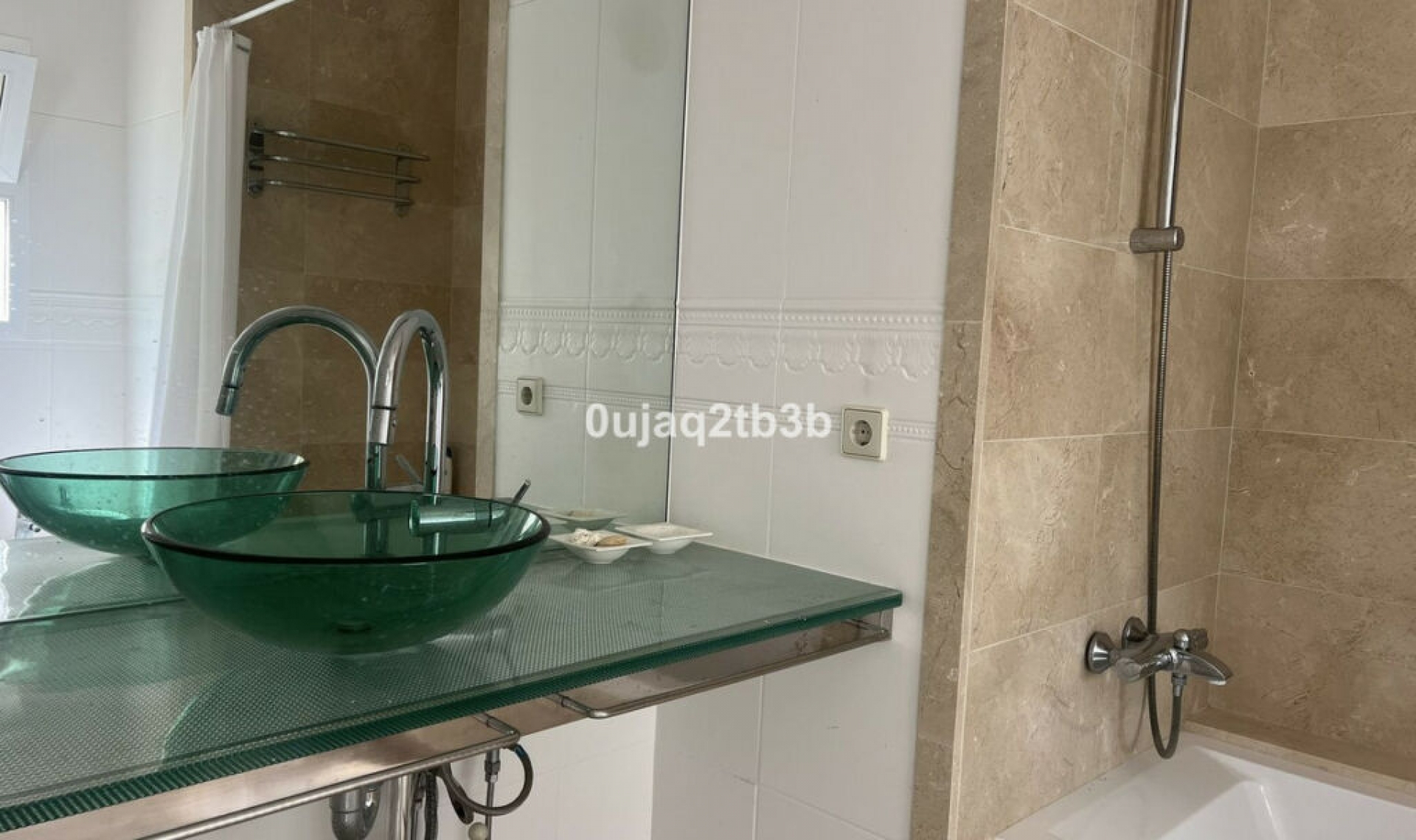 Resale - House -
Cortijo Blanco