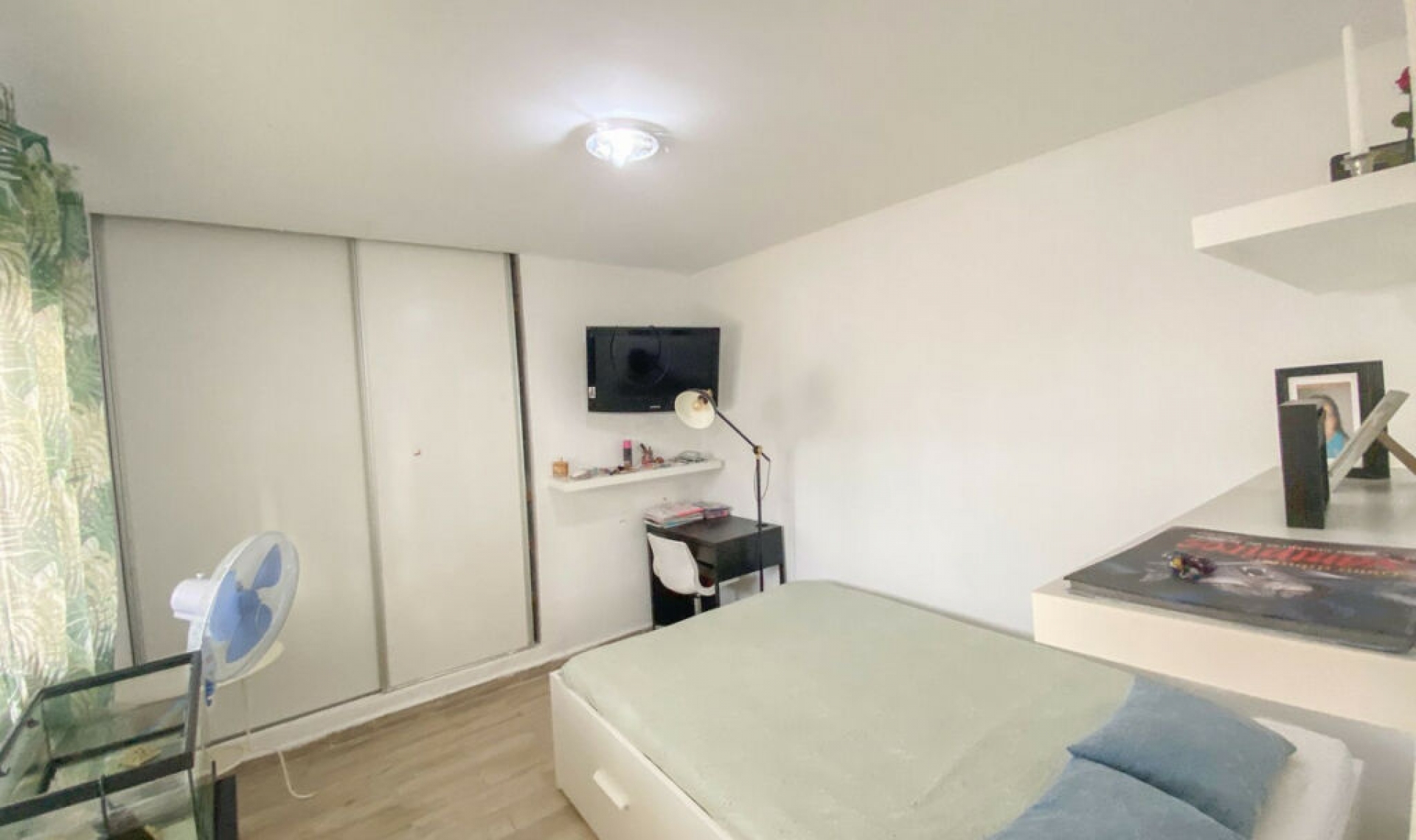 Resale - House -
Costabella