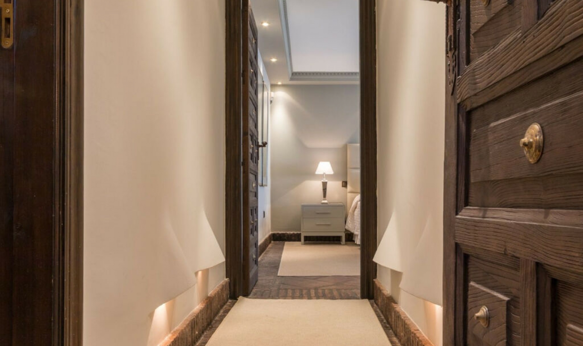 Resale - House -
Costabella