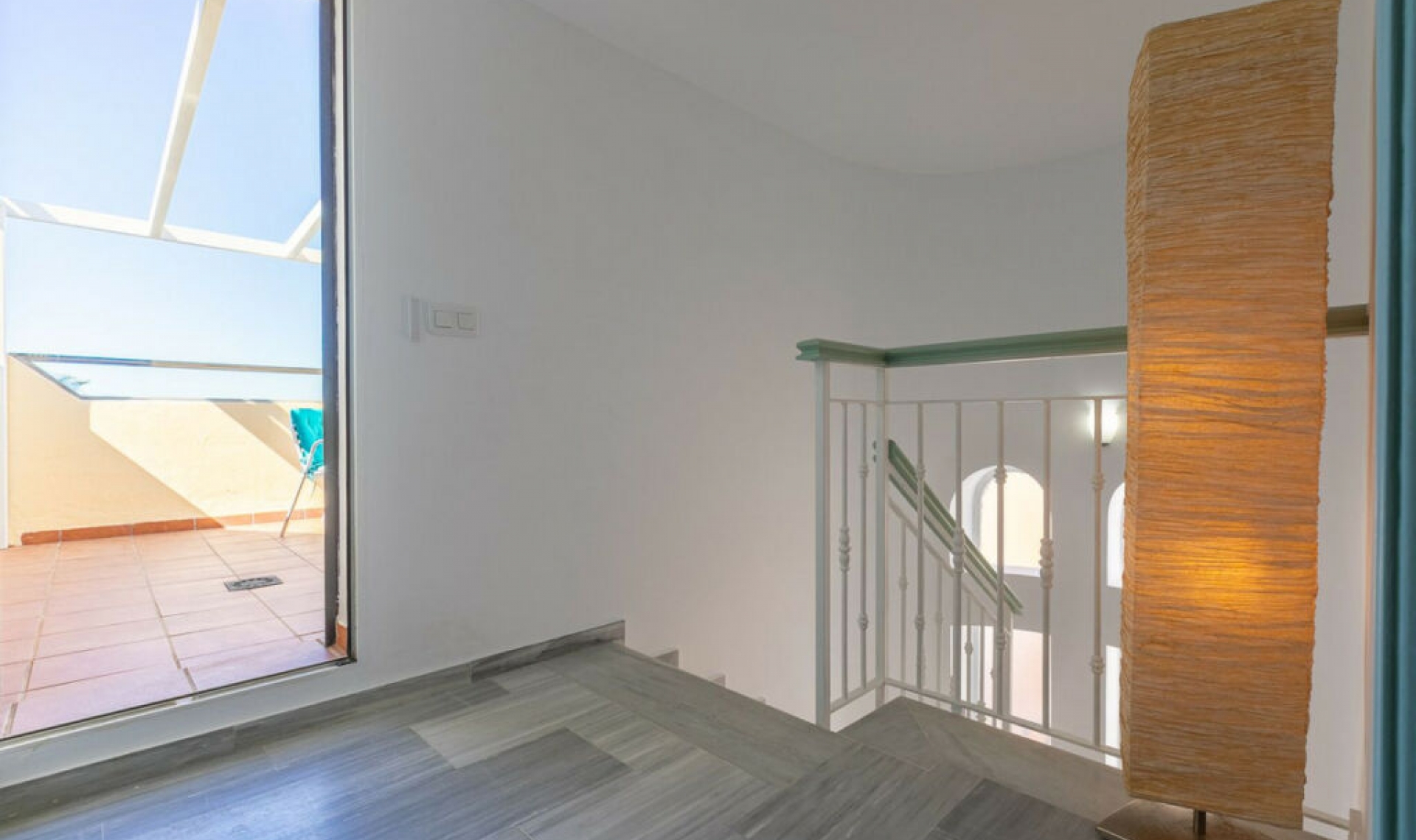 Resale - House -
Costabella