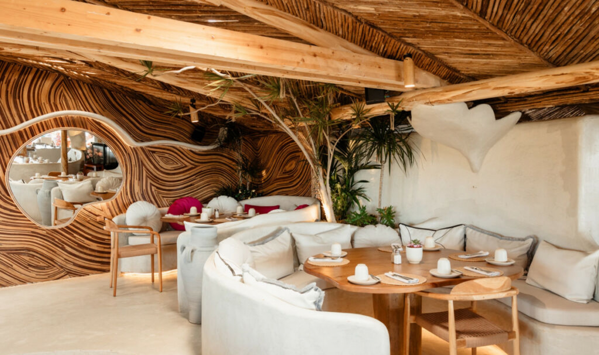 Resale - House -
Costabella