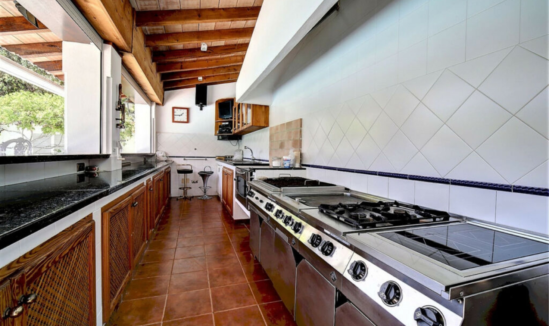 Resale - House -
Costalita