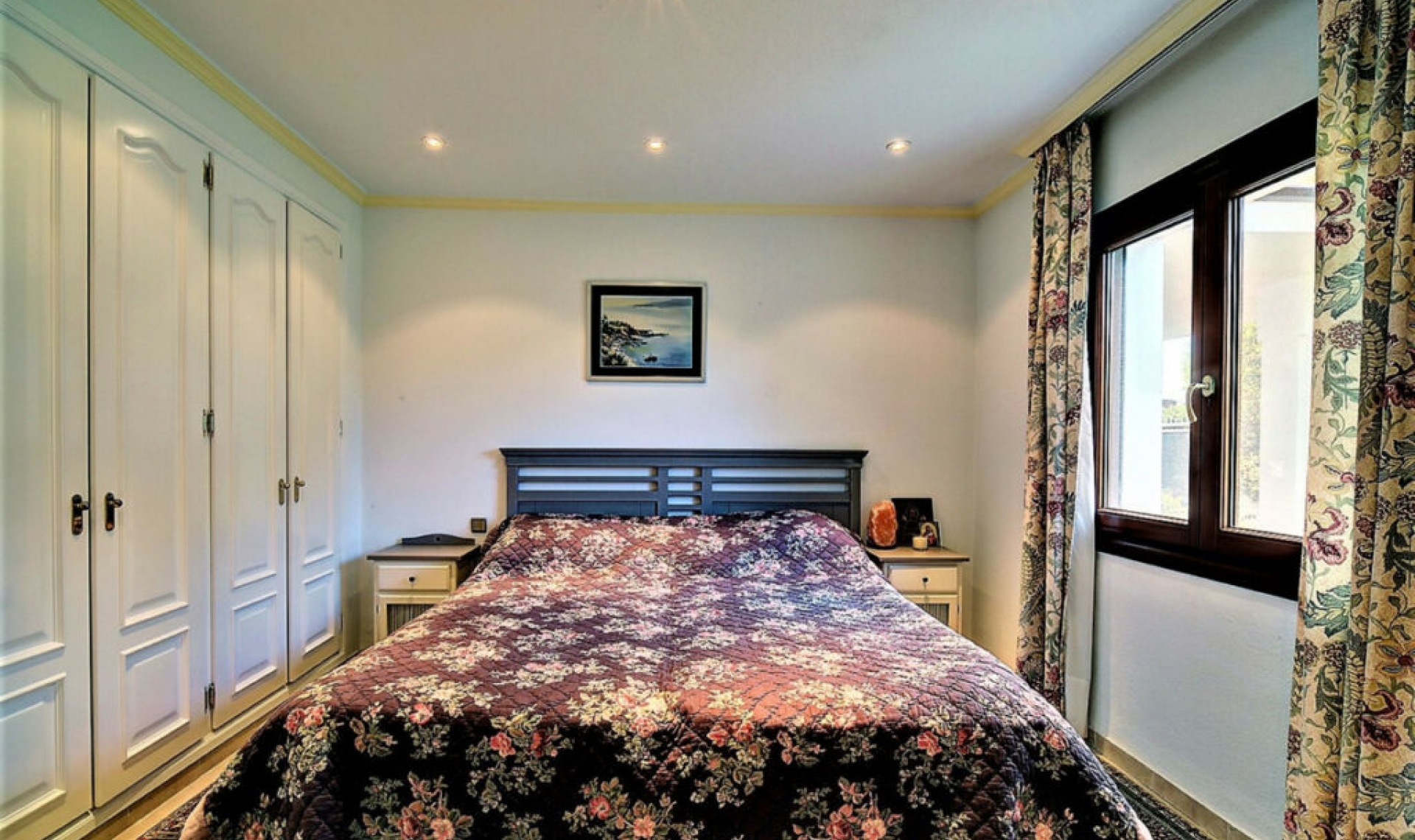 Resale - House -
Costalita