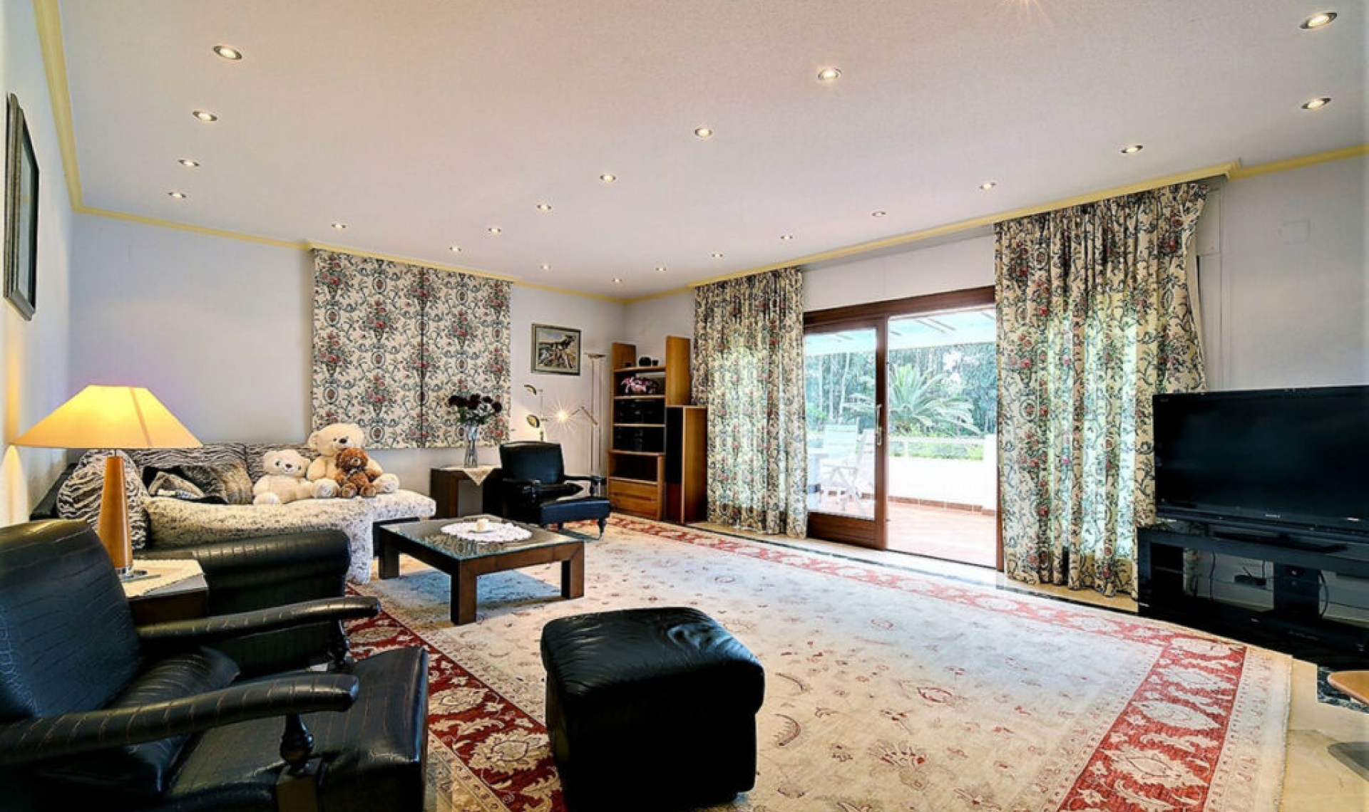 Resale - House -
Costalita