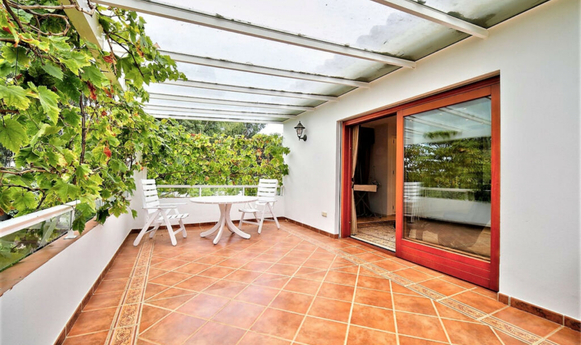 Resale - House -
Costalita