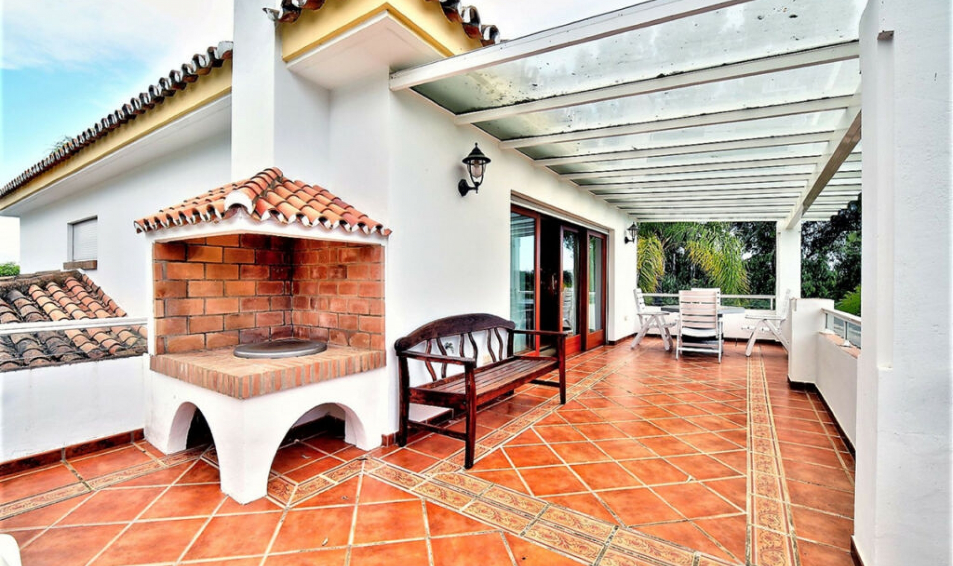 Resale - House -
Costalita