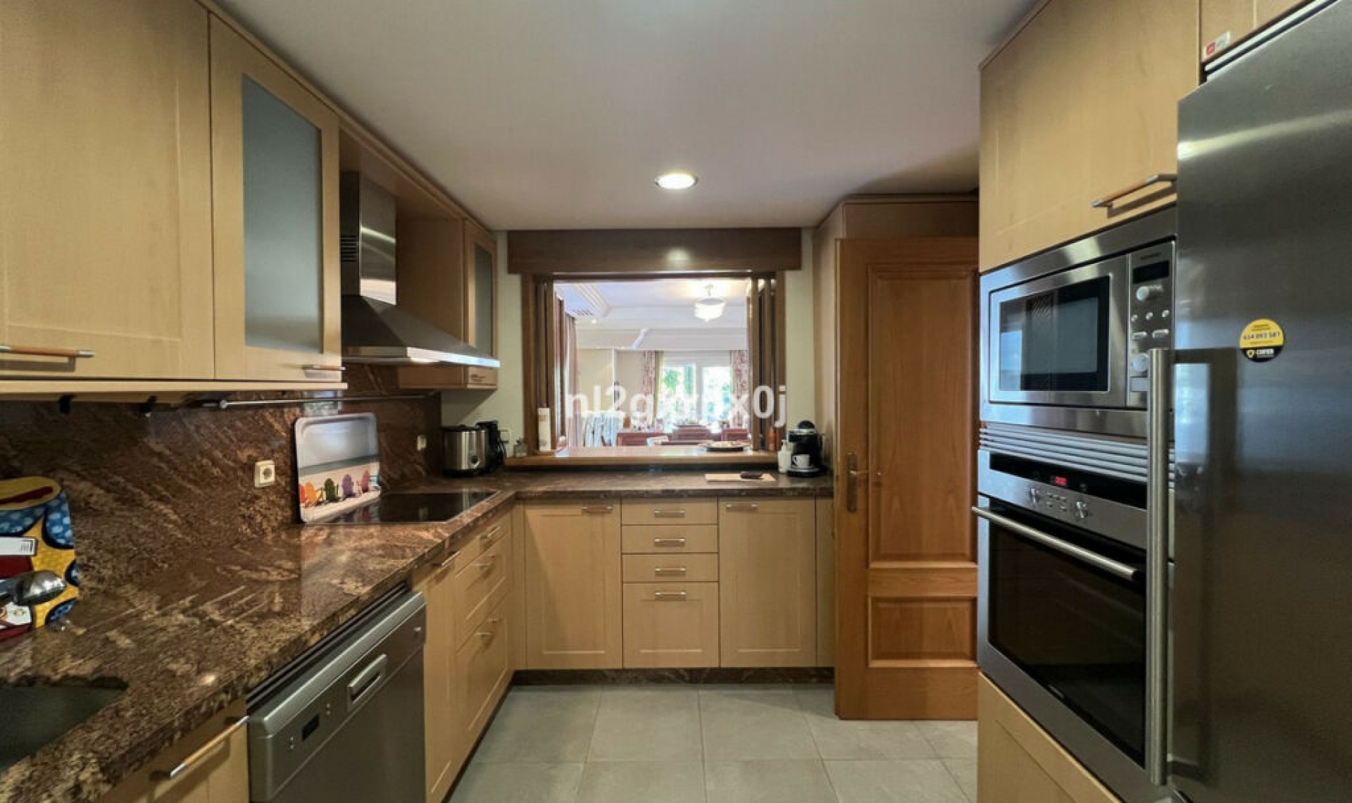 Resale - House -
Costalita