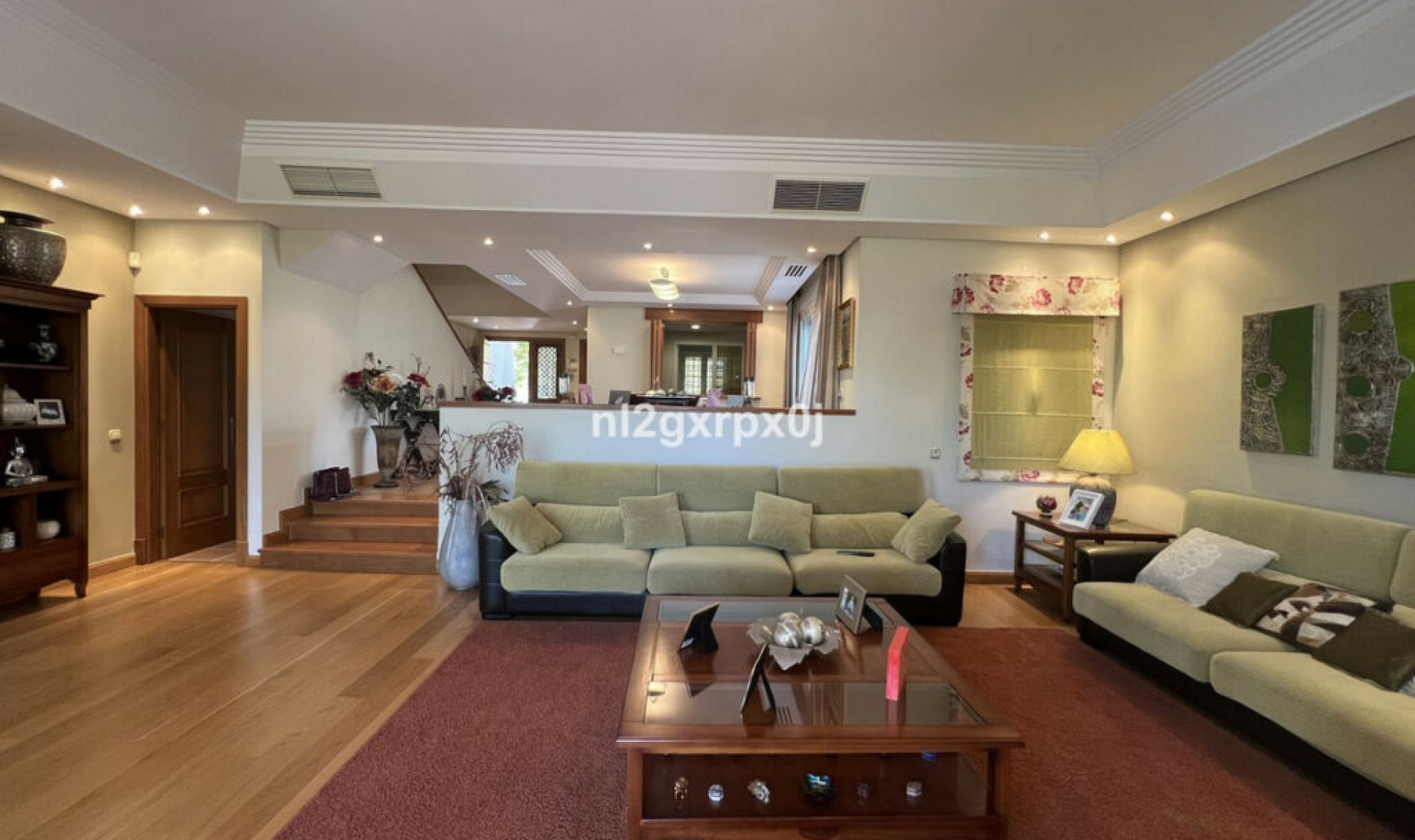 Resale - House -
Costalita