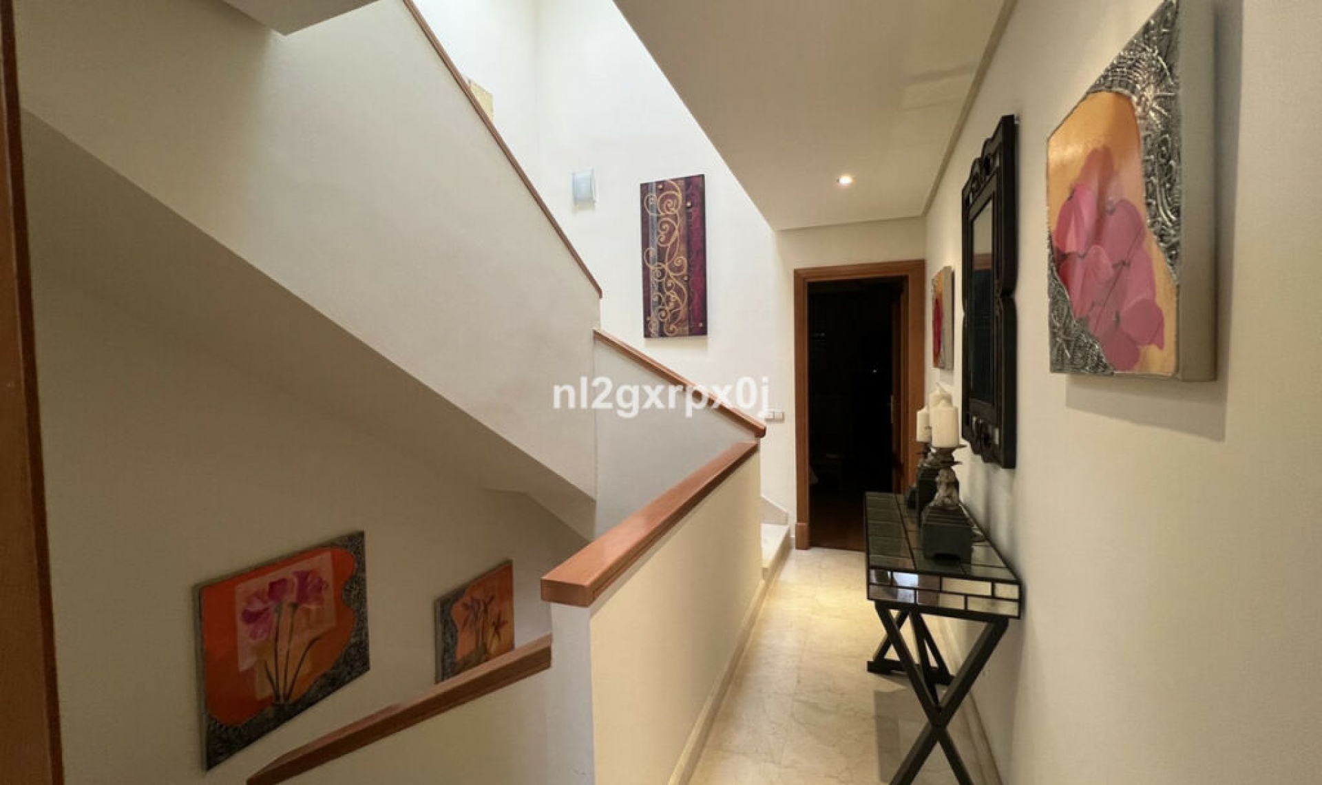 Resale - House -
Costalita