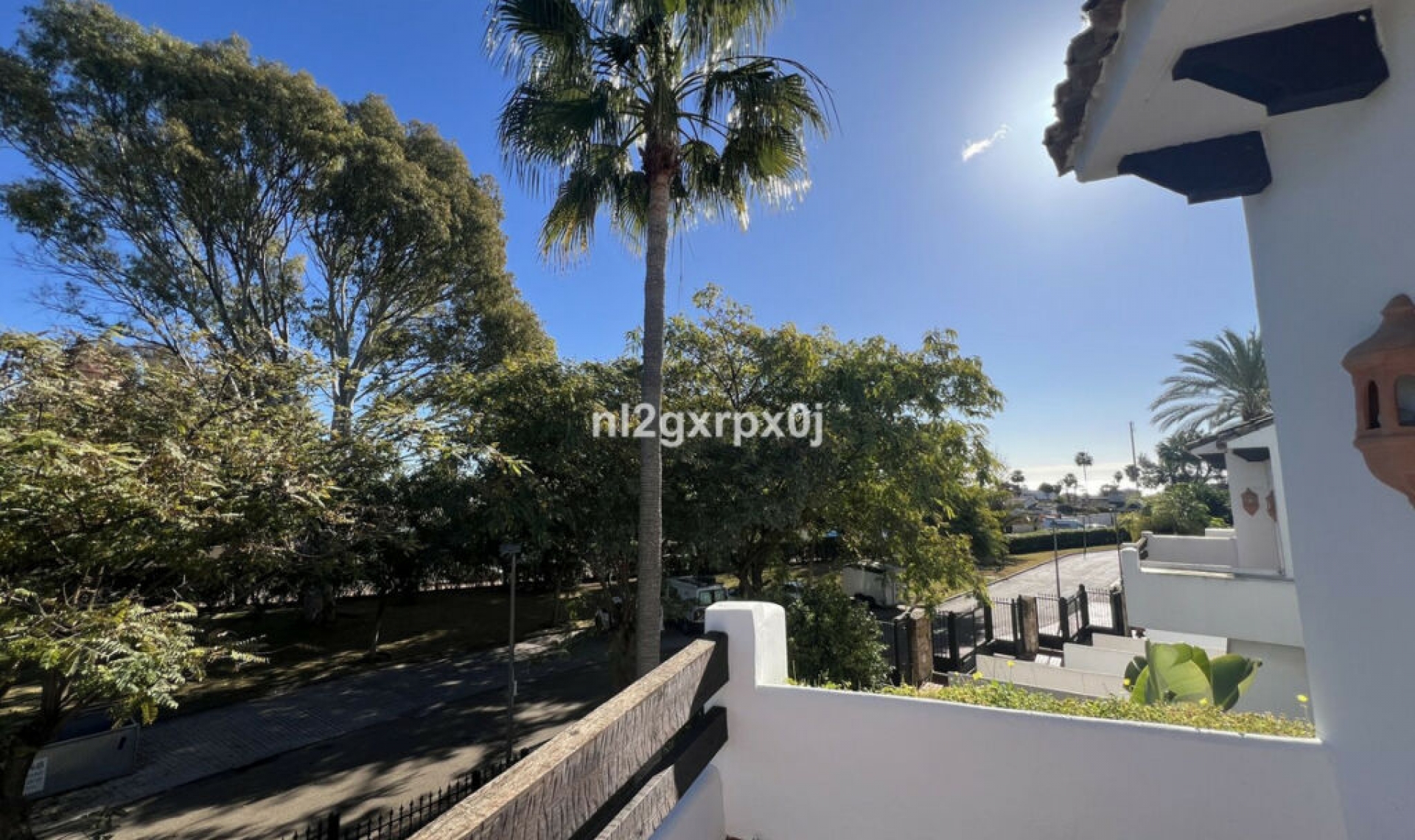 Resale - House -
Costalita