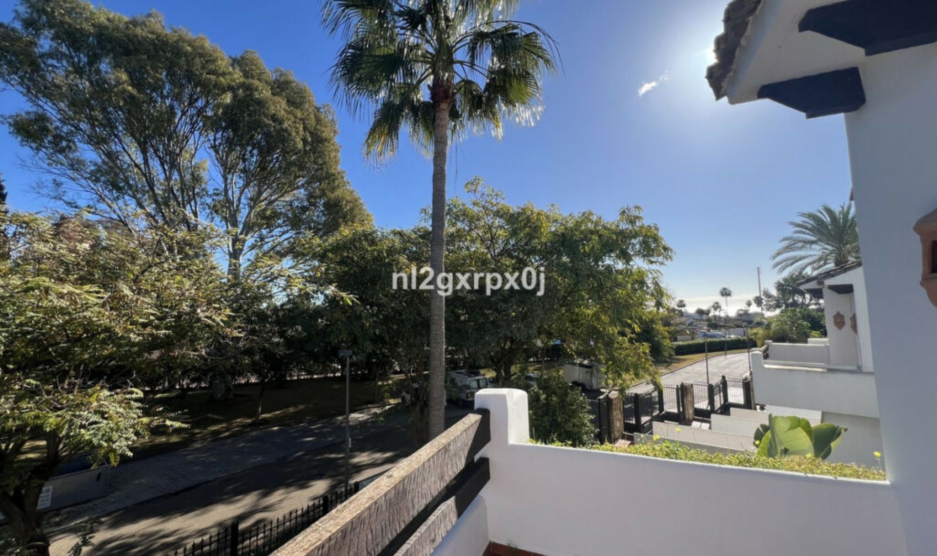 Resale - House -
Costalita