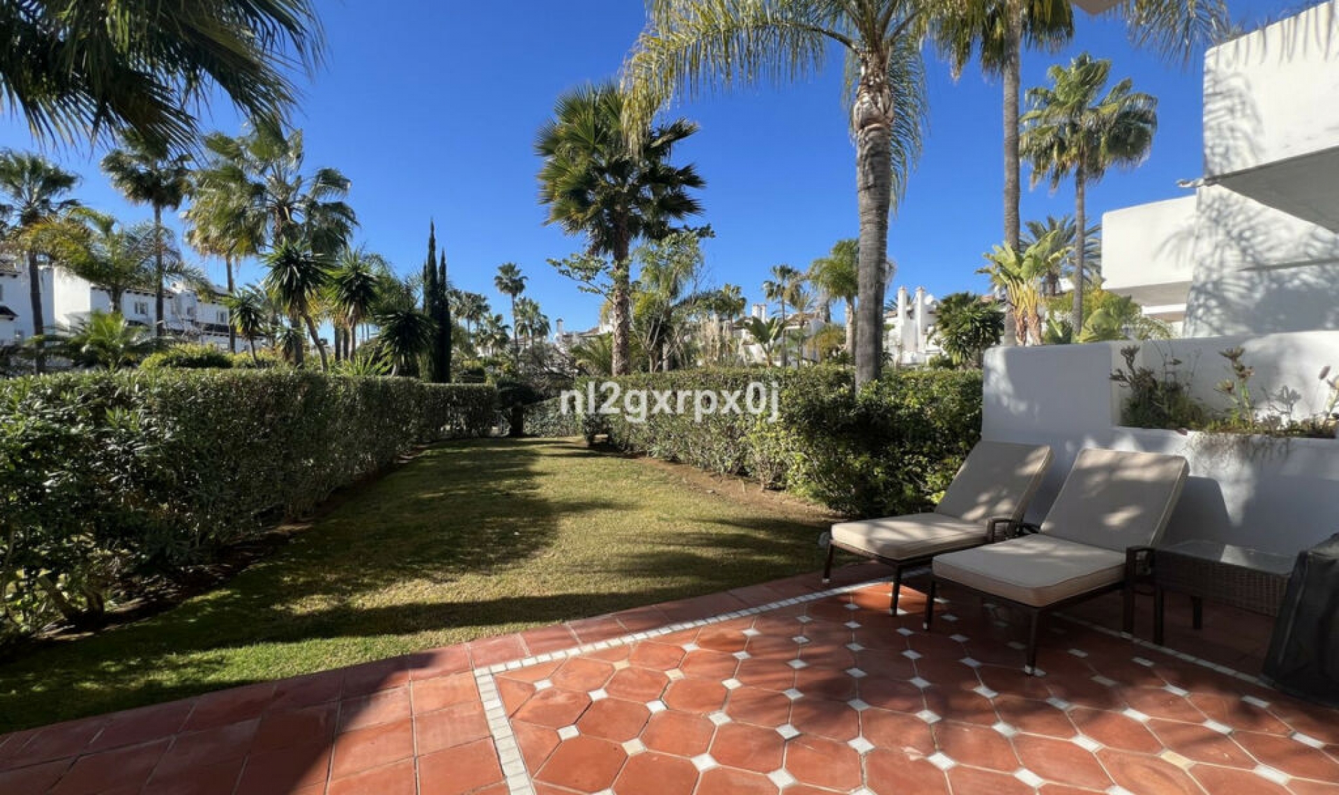 Resale - House -
Costalita