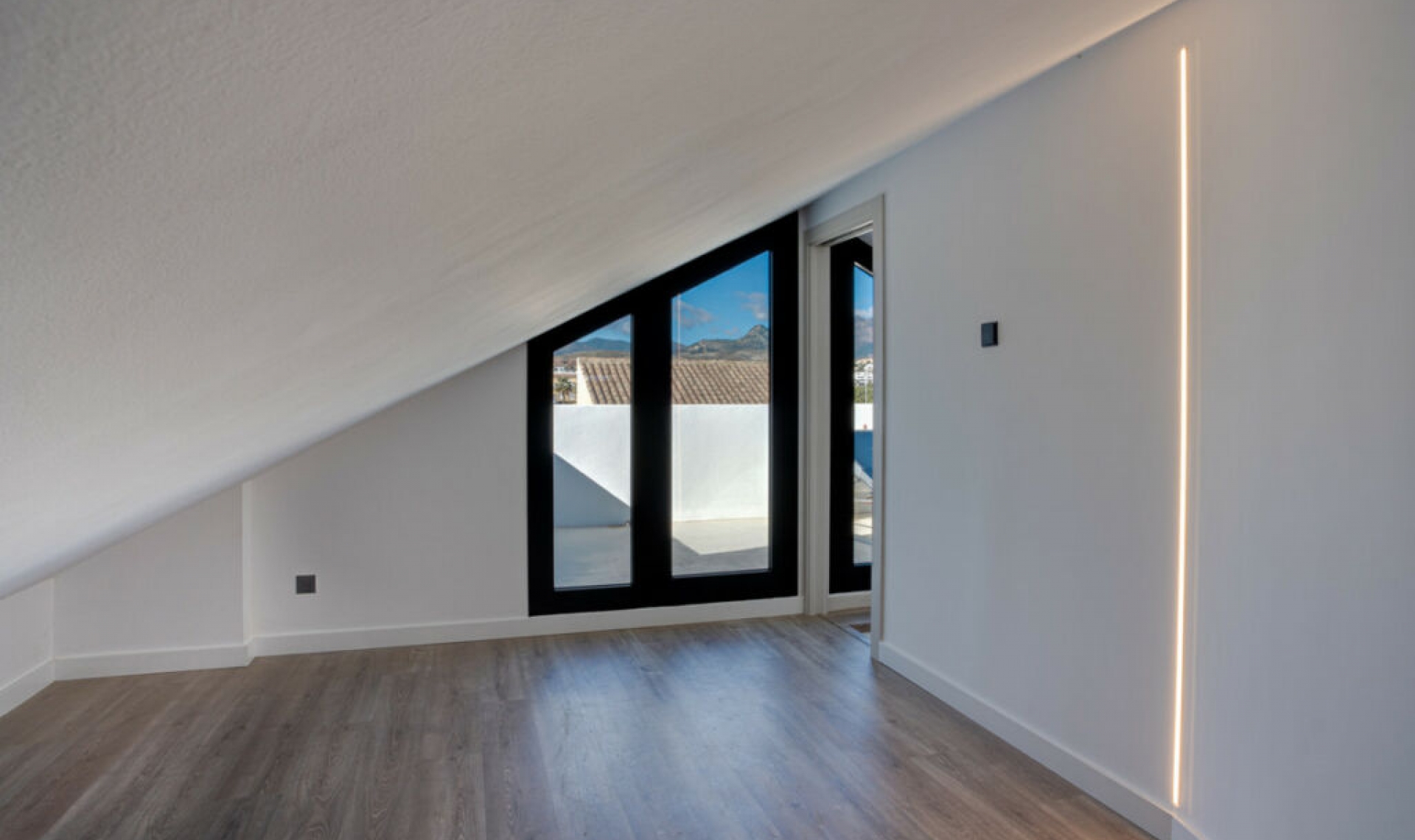 Resale - House -
Costalita