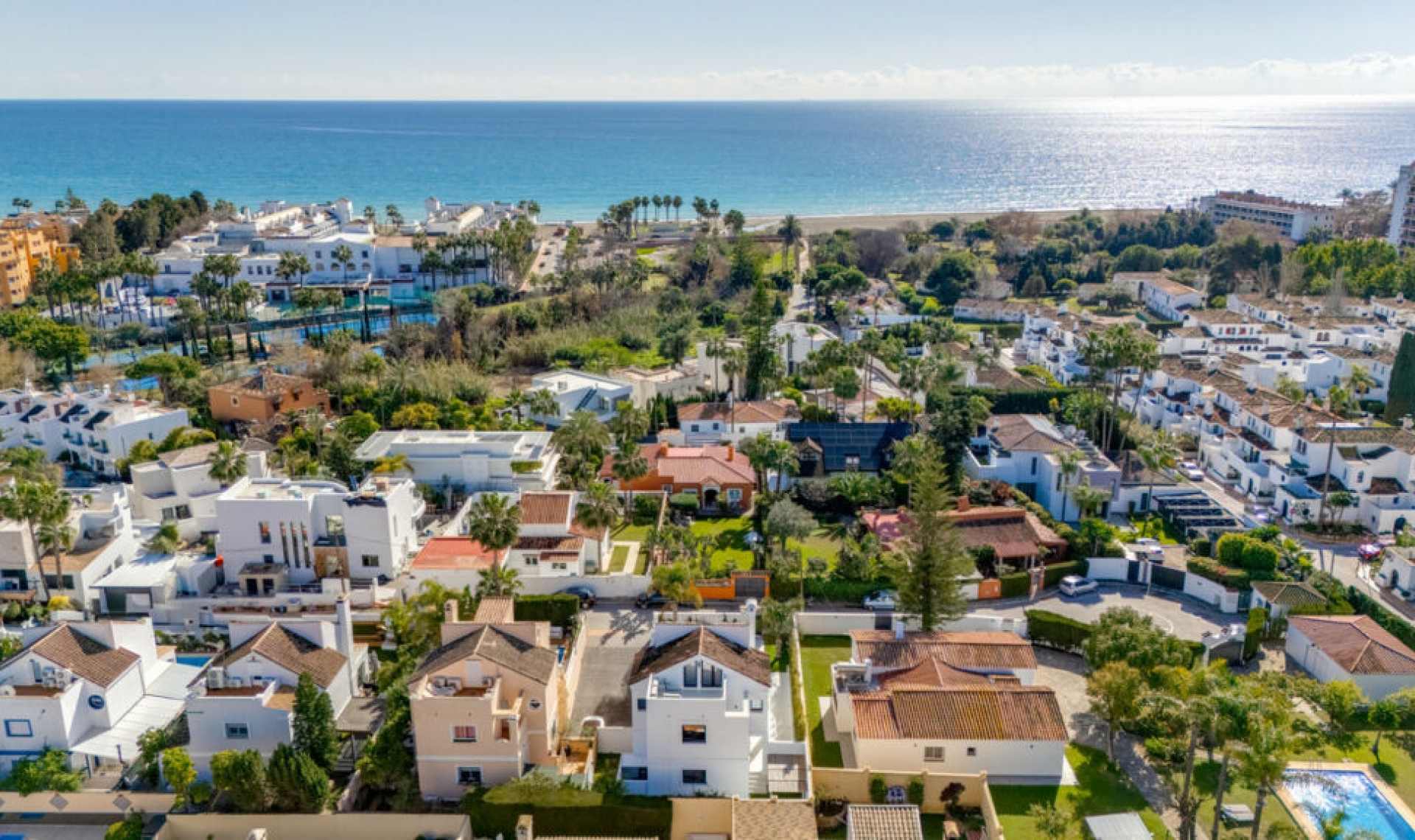 Resale - House -
Costalita