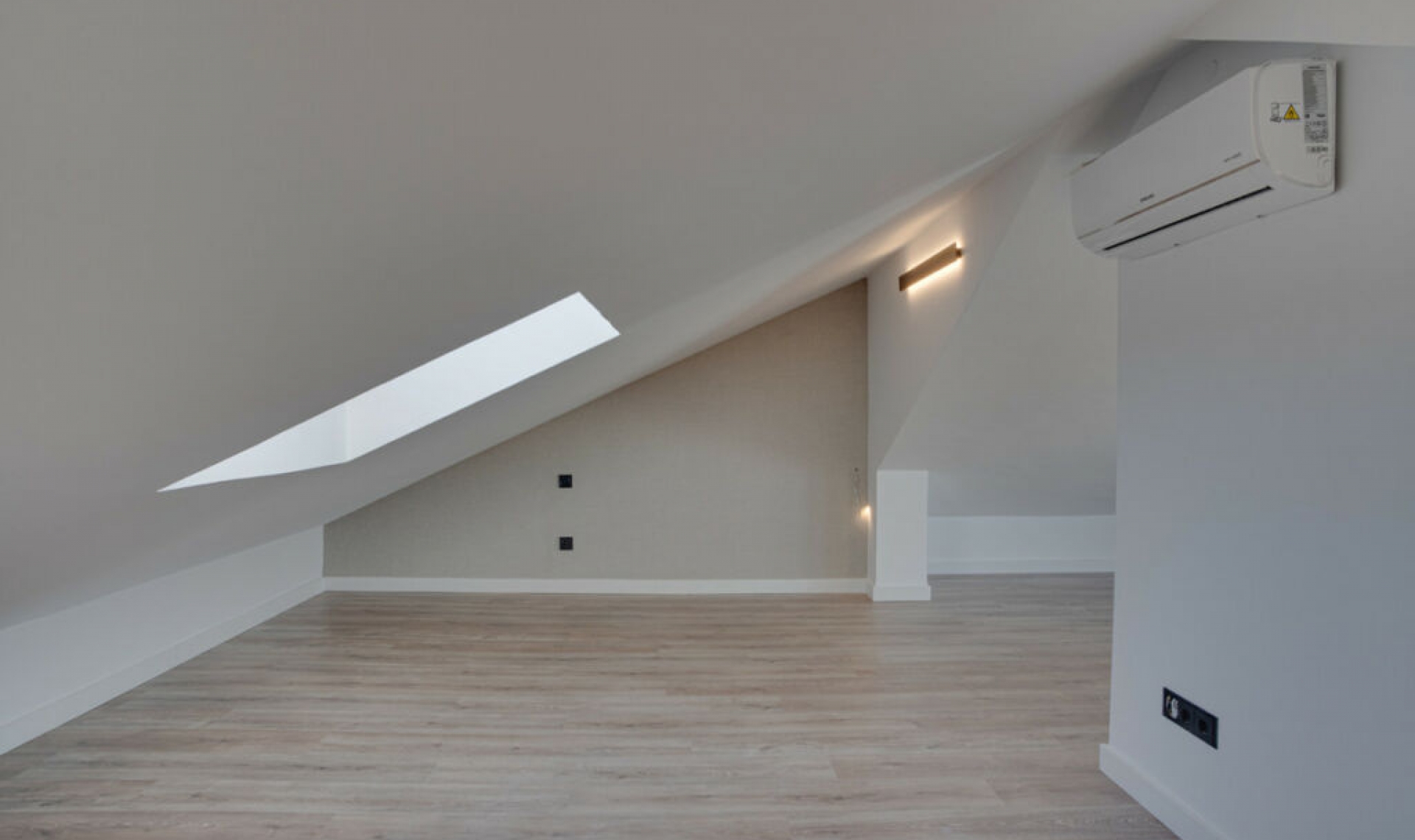 Resale - House -
Costalita