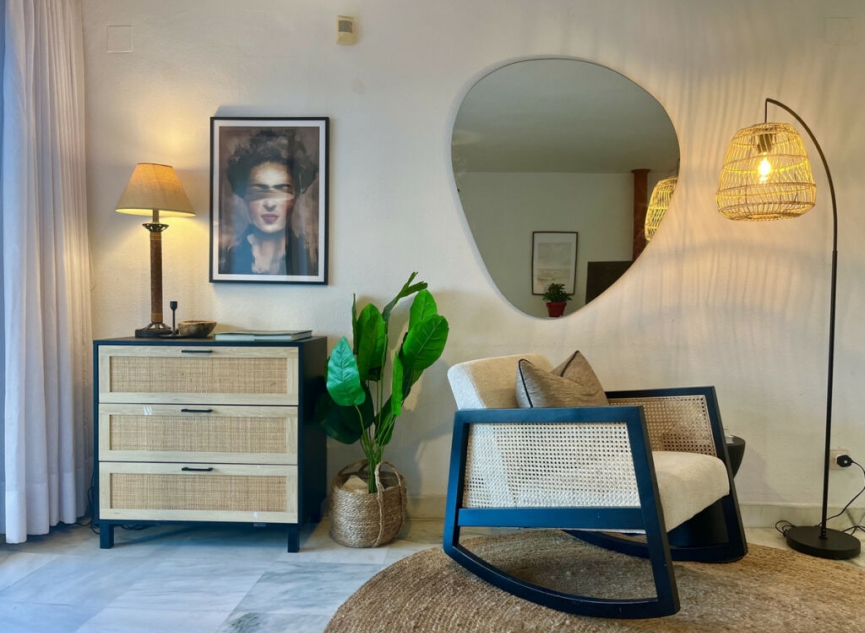 Resale - House -
Costalita