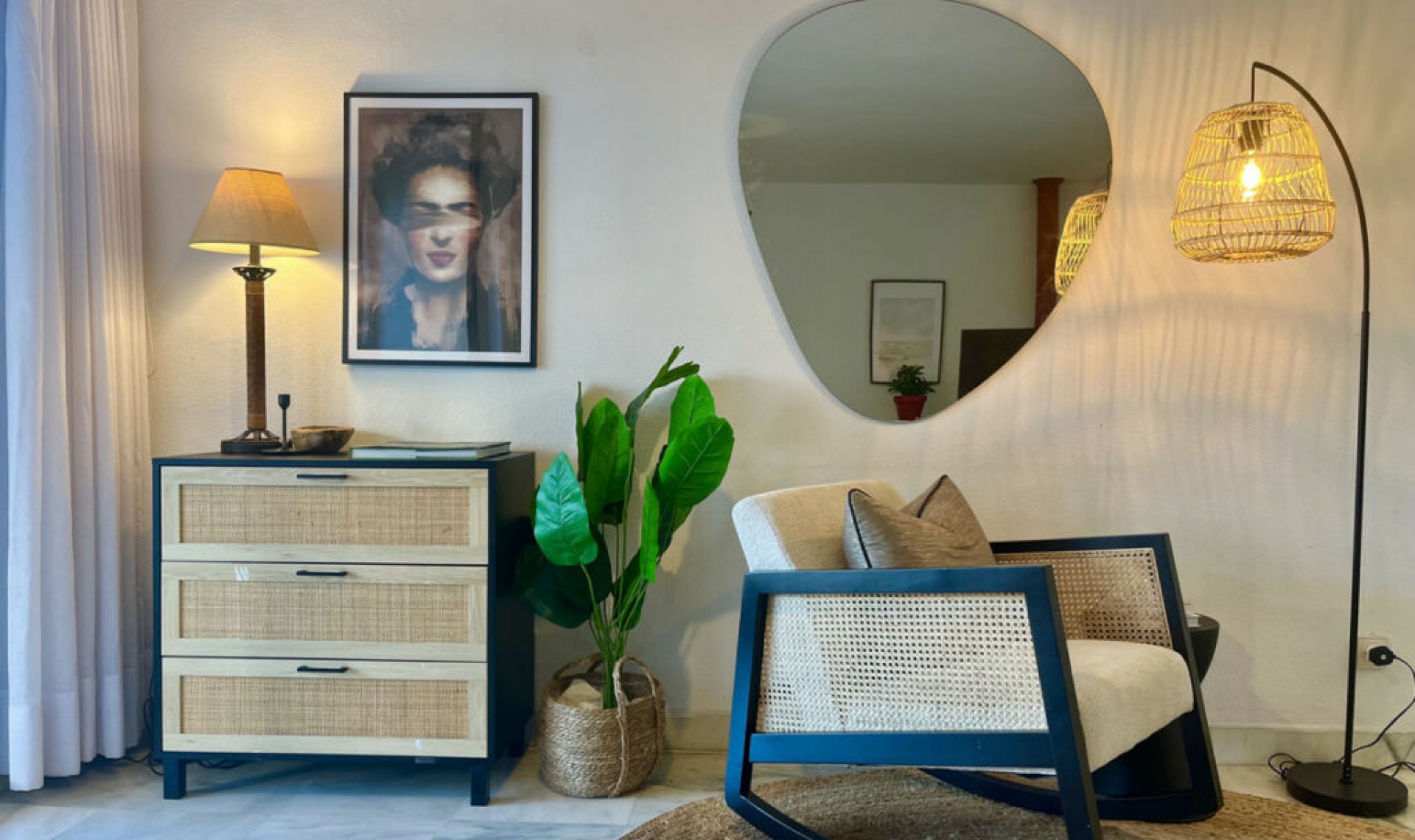 Resale - House -
Costalita