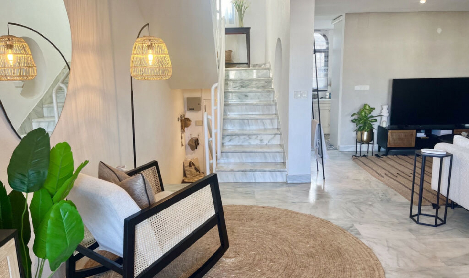 Resale - House -
Costalita