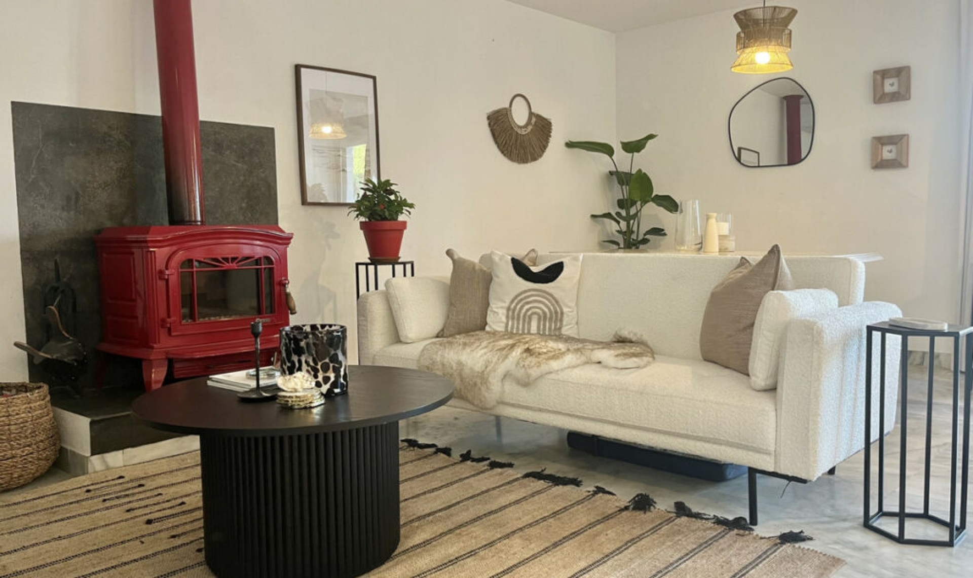 Resale - House -
Costalita