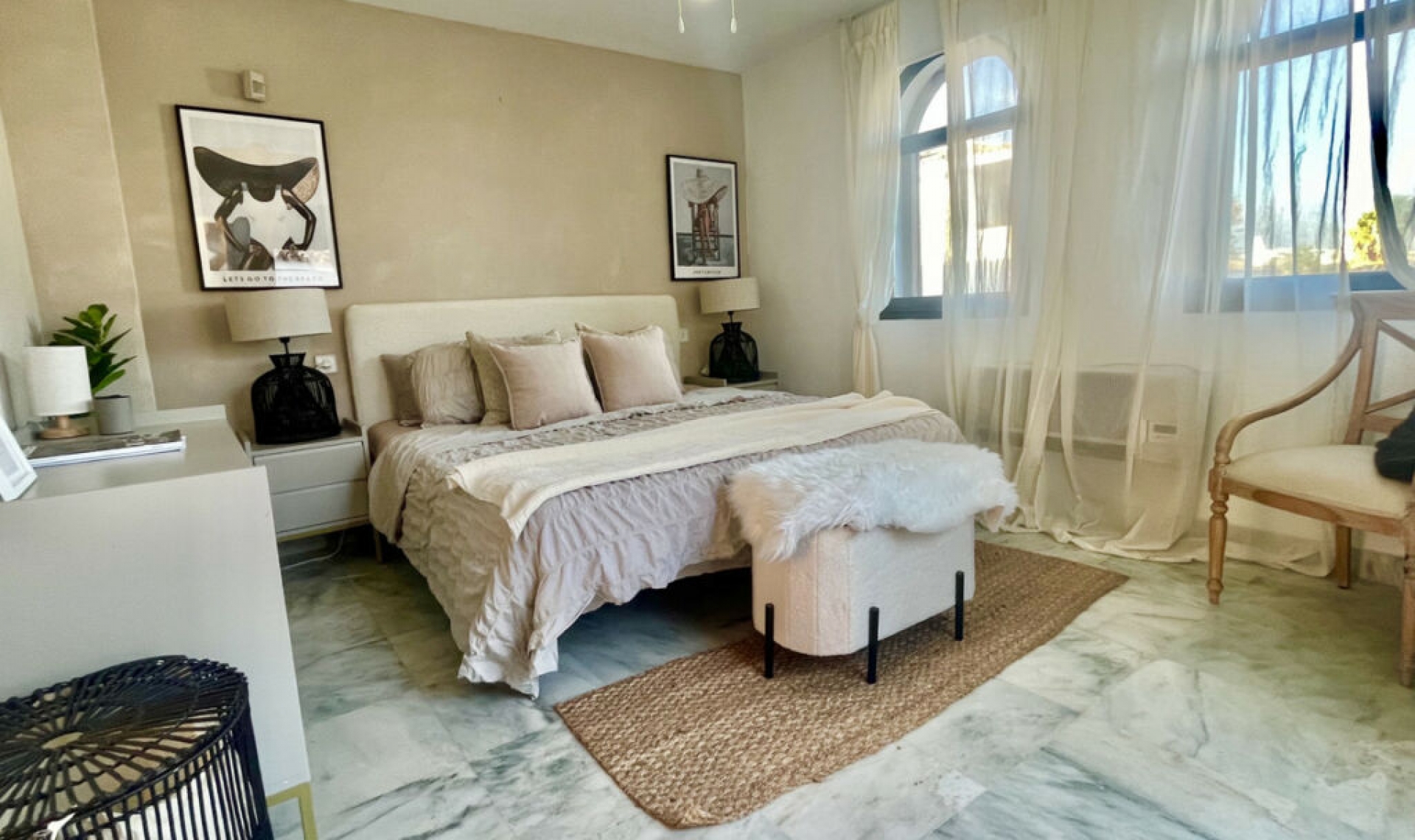 Resale - House -
Costalita