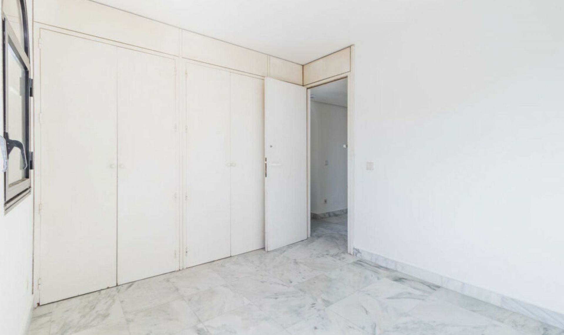 Resale - House -
Costalita