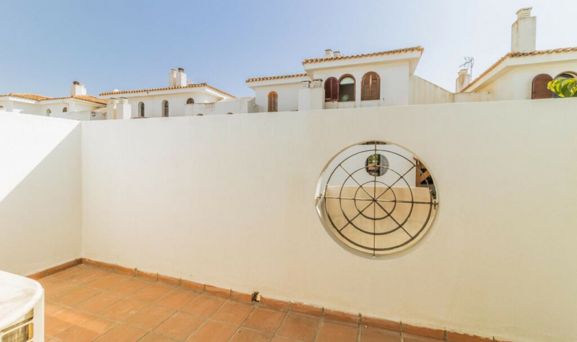 Resale - House -
Costalita