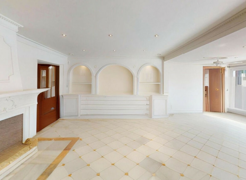 Resale - House -
Costalita