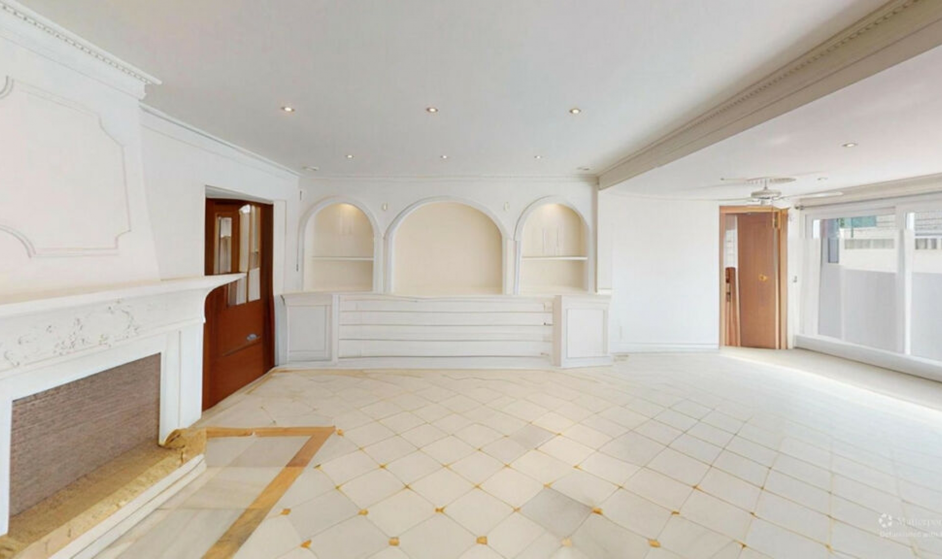 Resale - House -
Costalita