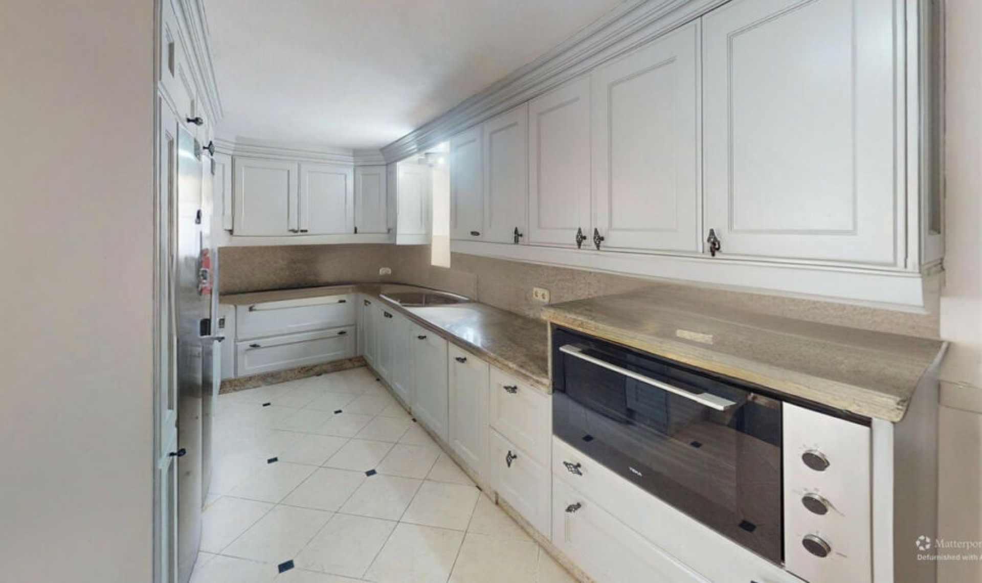 Resale - House -
Costalita