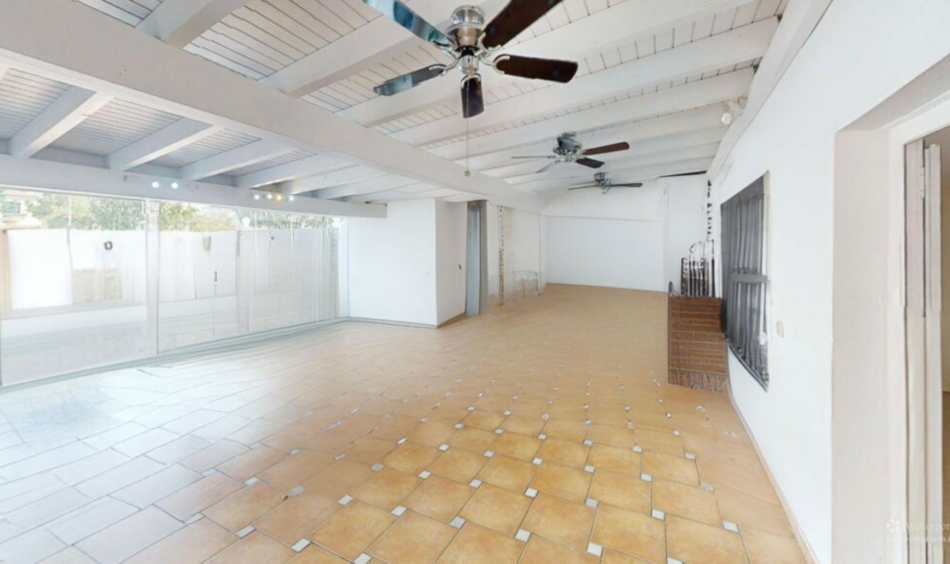 Resale - House -
Costalita