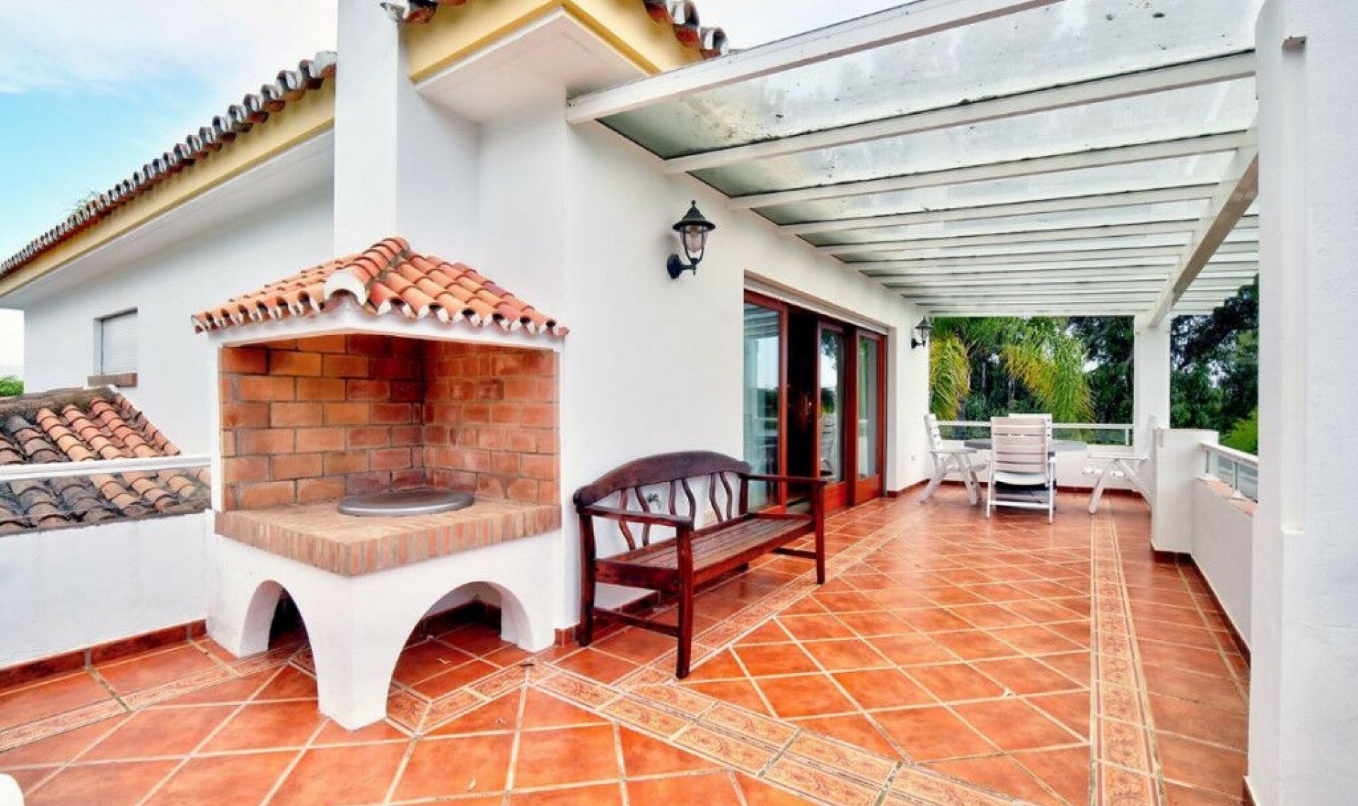 Resale - House -
Costalita