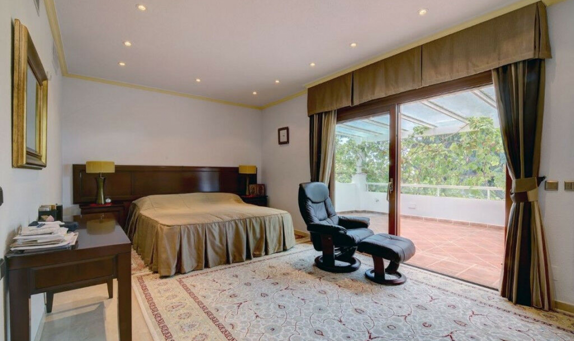 Resale - House -
Costalita