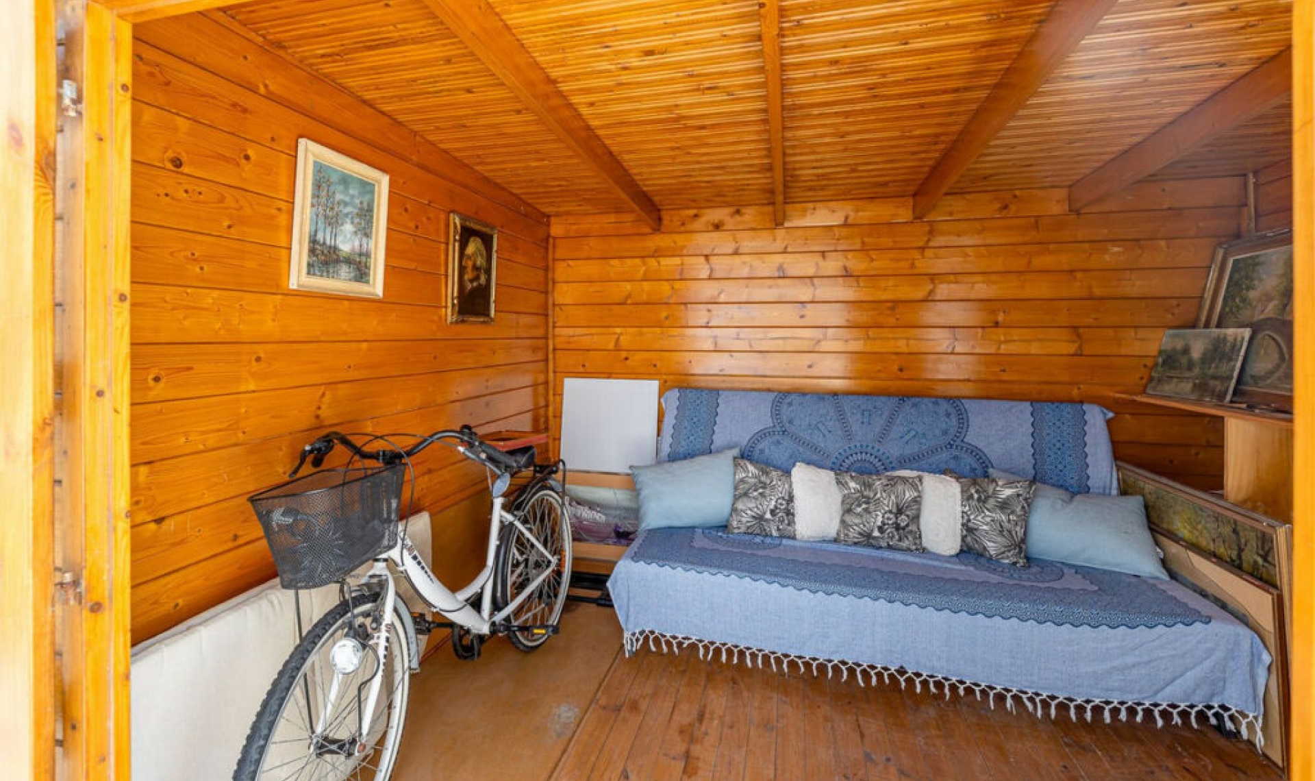 Resale - House -
Costalita