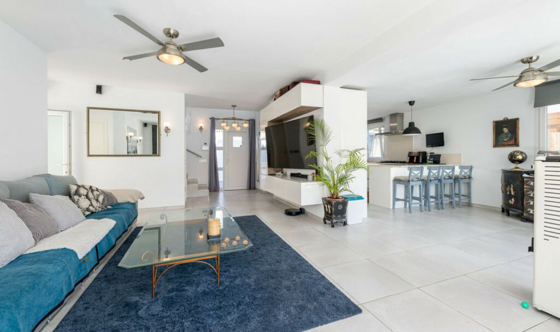 Resale - House -
Costalita