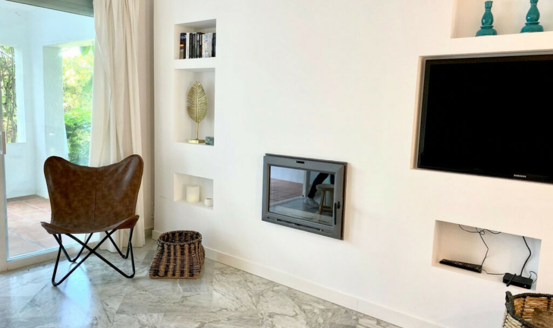 Resale - House -
Costalita