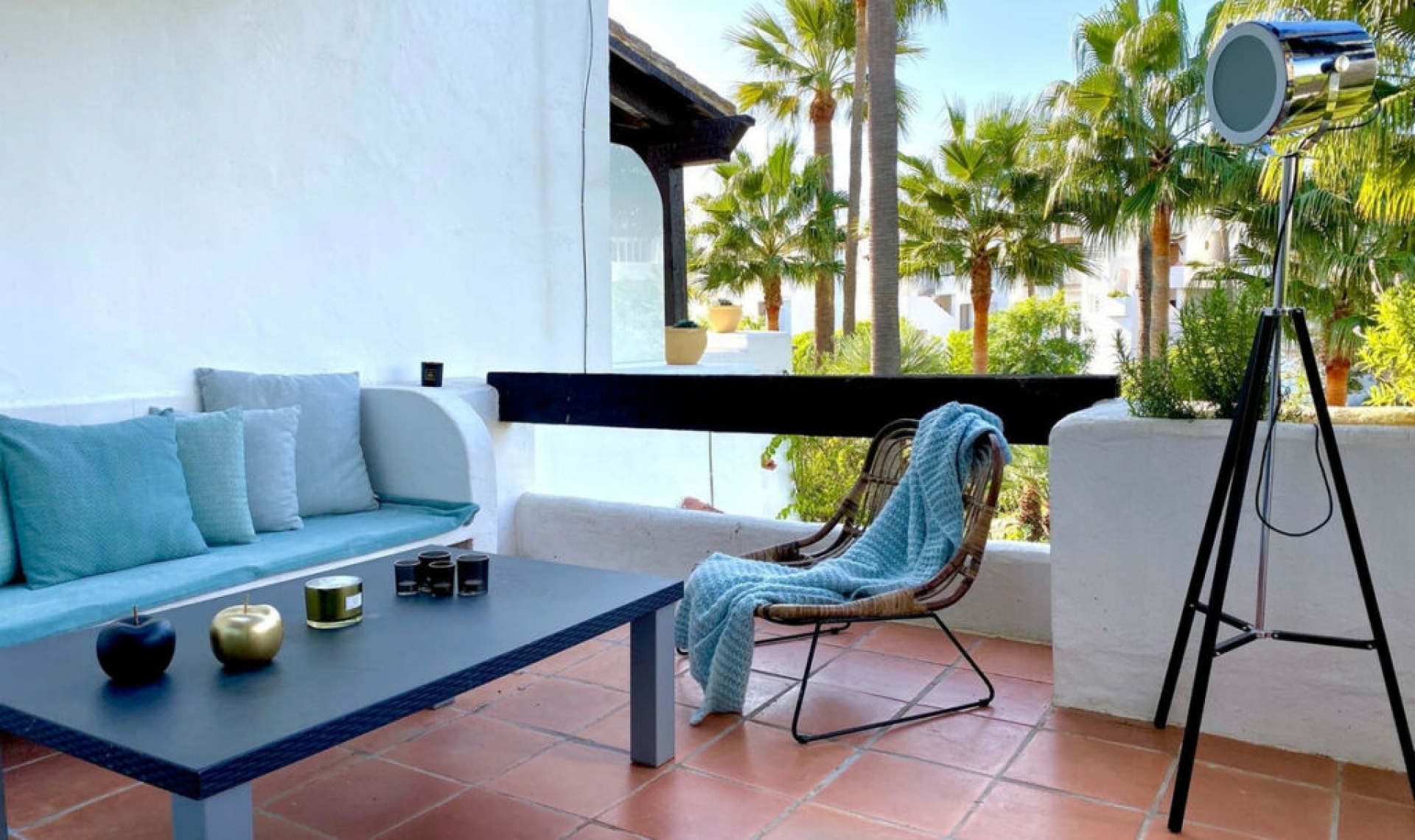 Resale - House -
Costalita