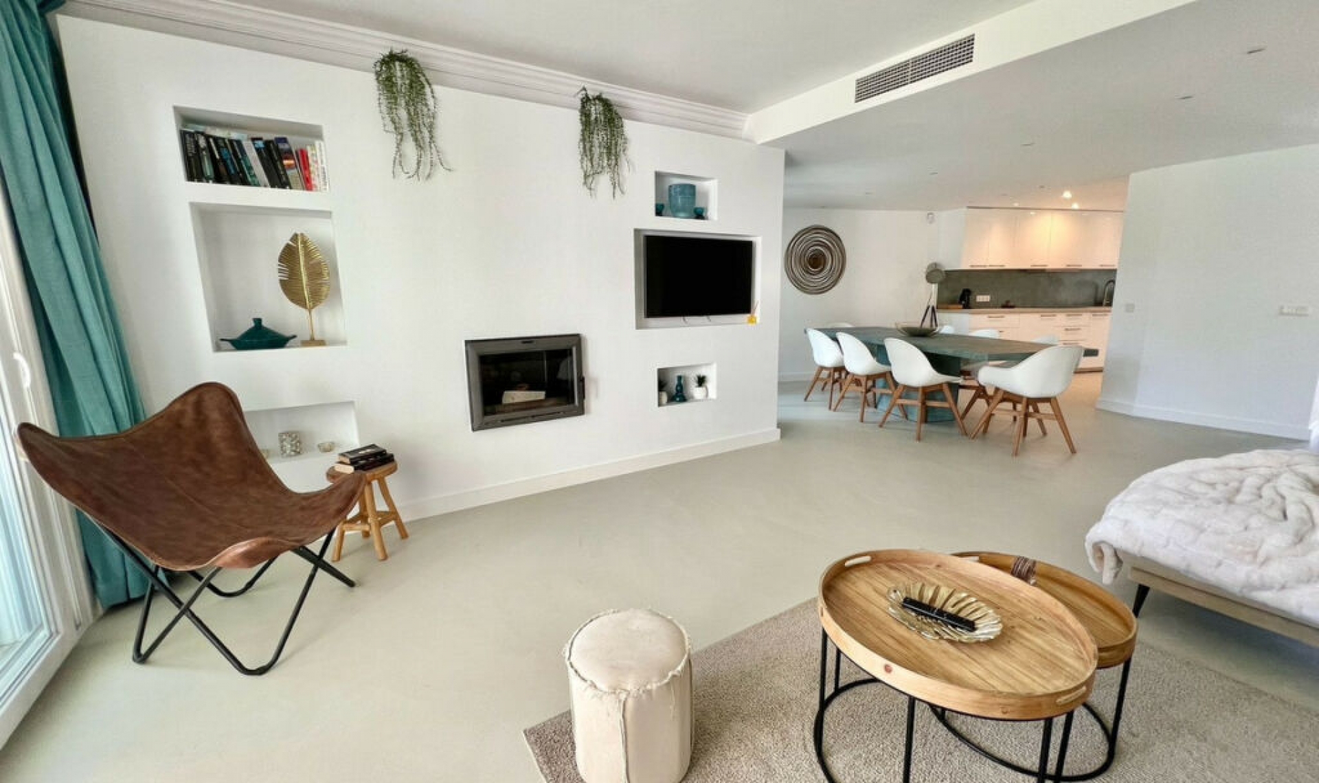 Resale - House -
Costalita