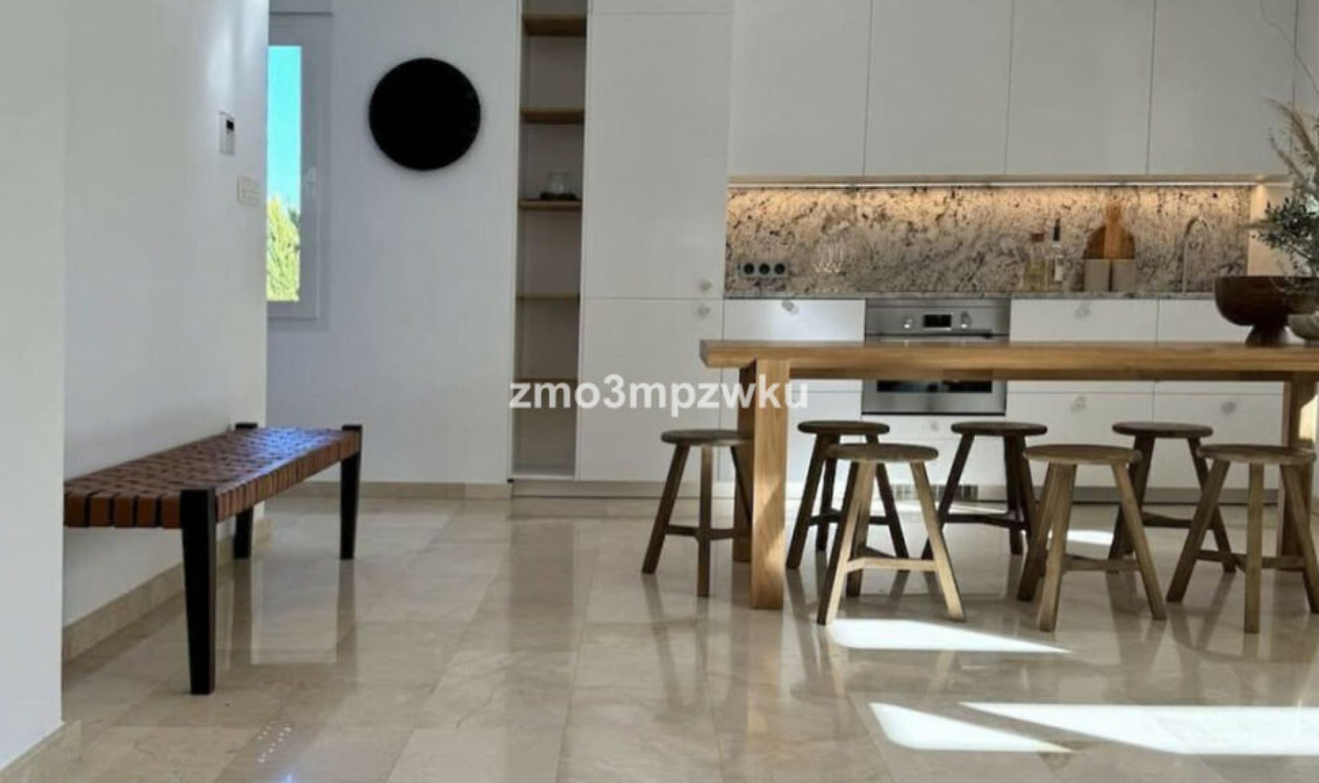 Resale - House -
El Campello
