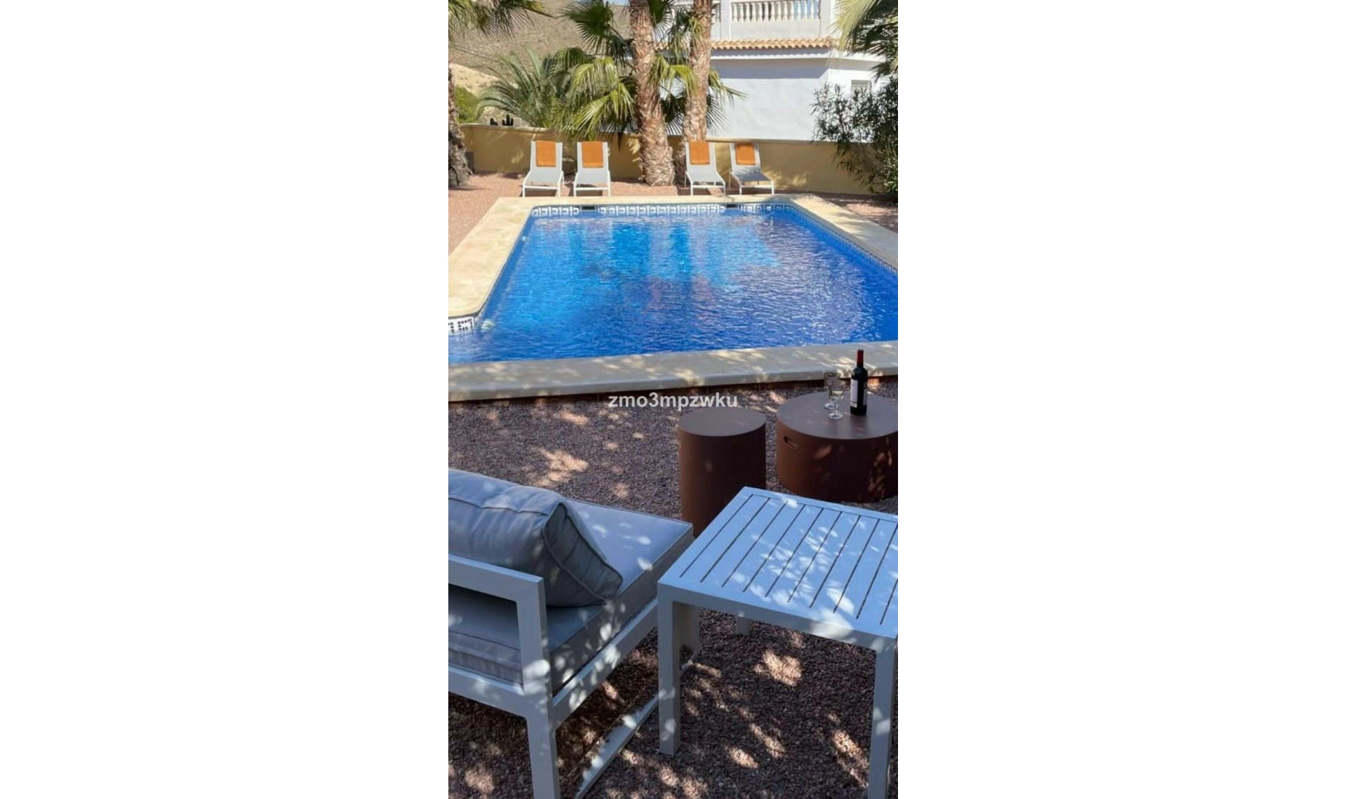 Resale - House -
El Campello