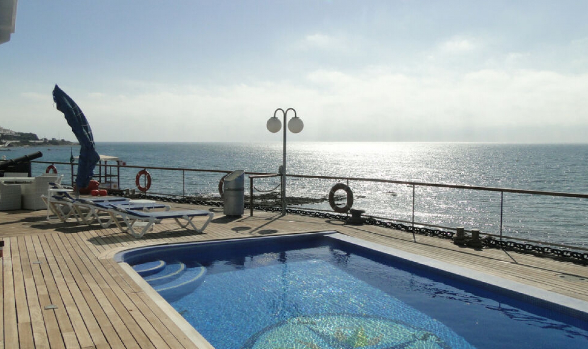 Resale - House -
El Chaparral