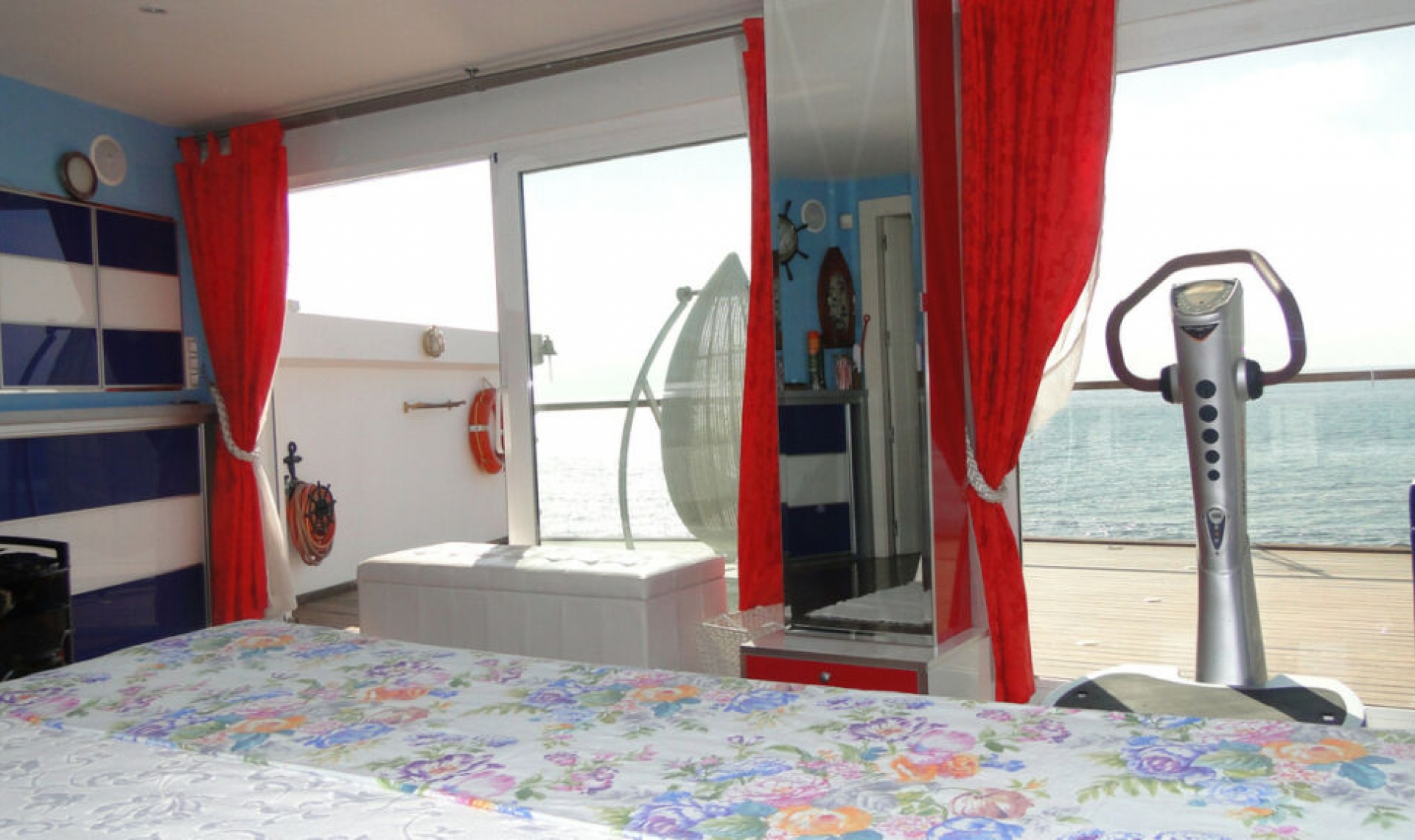 Resale - House -
El Chaparral