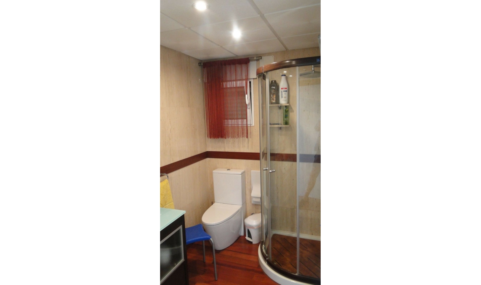 Resale - House -
El Chaparral