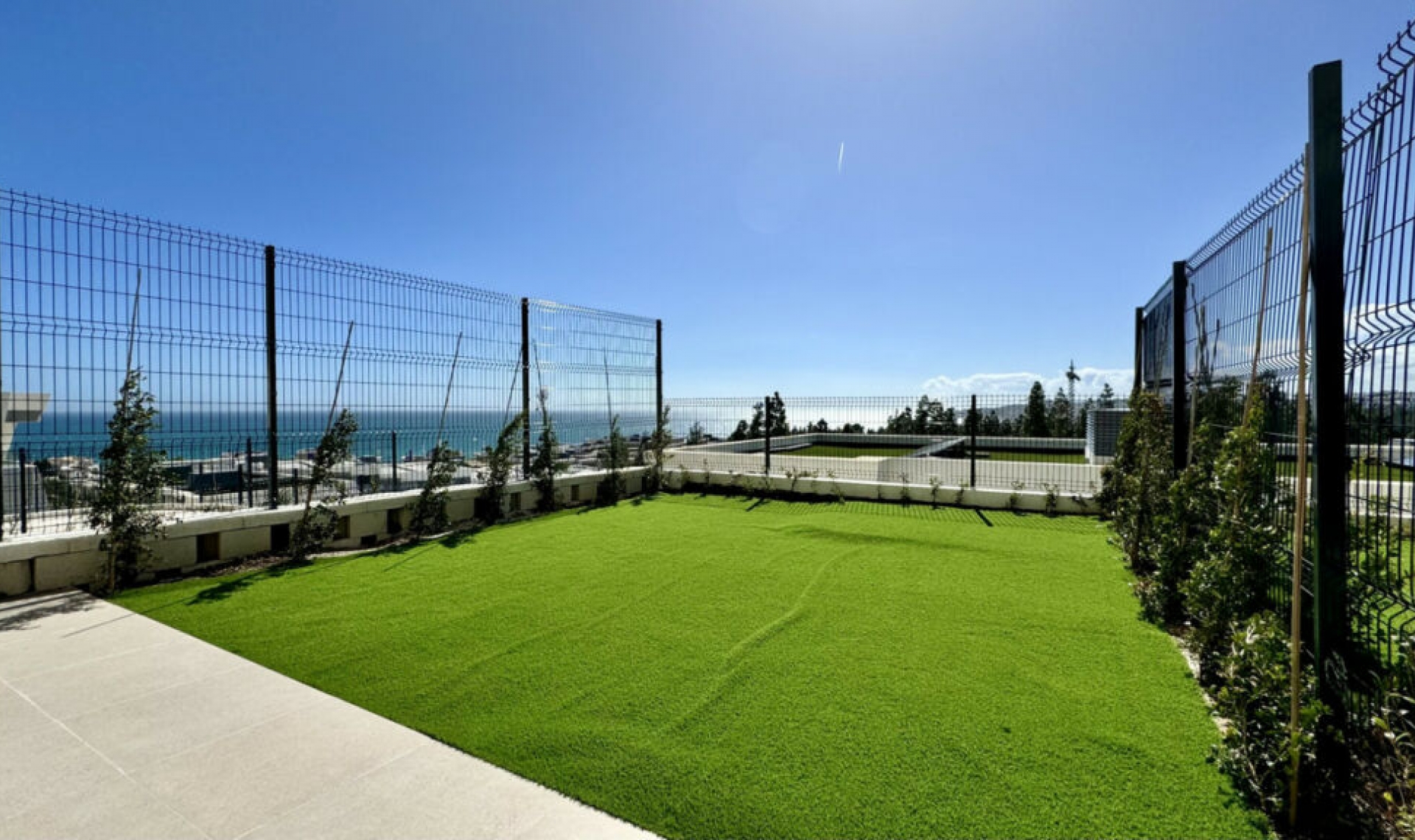 Resale - House -
El Chaparral