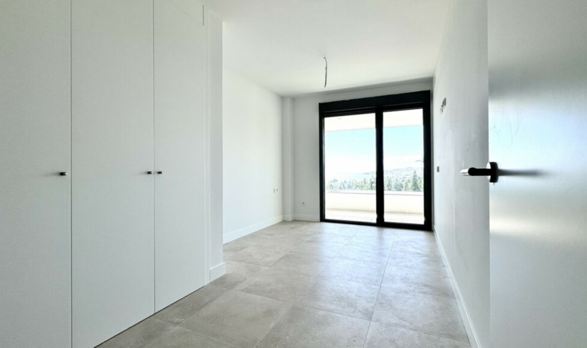 Resale - House -
El Chaparral