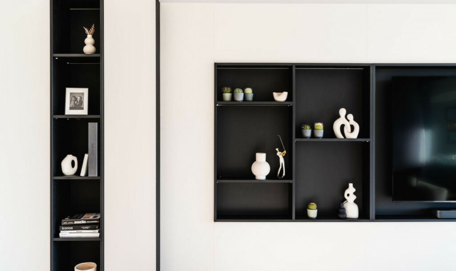 Resale - House -
El Chaparral