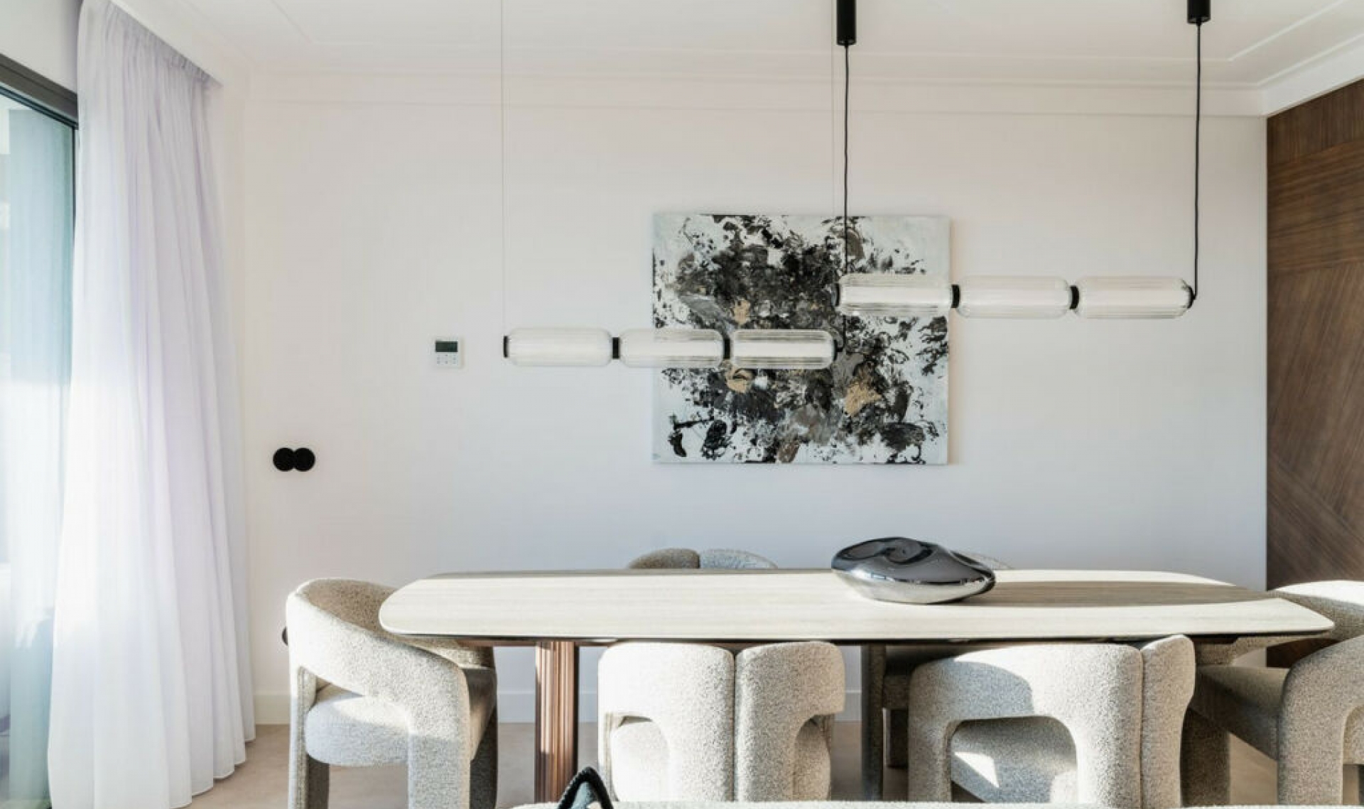 Resale - House -
El Chaparral