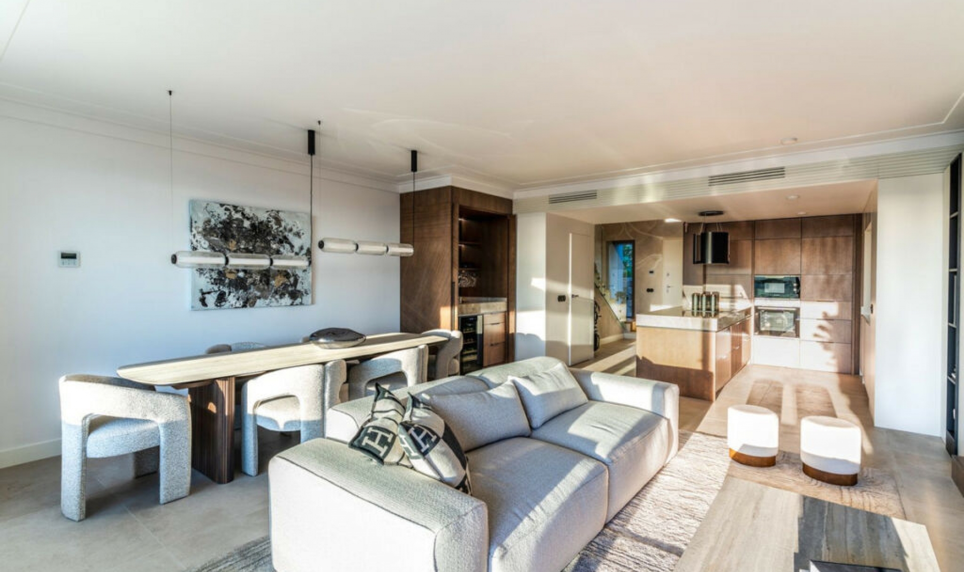 Resale - House -
El Chaparral