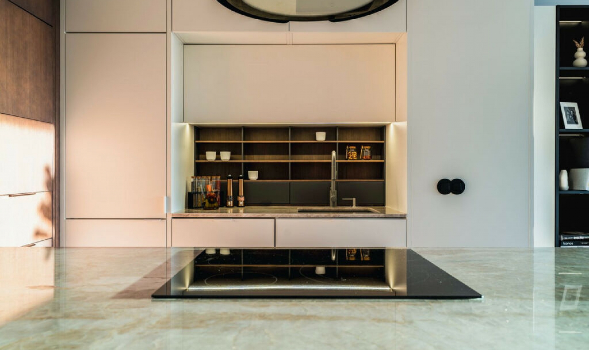 Resale - House -
El Chaparral