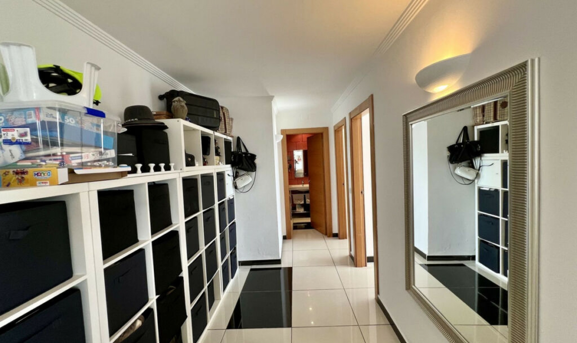 Resale - House -
El Chaparral