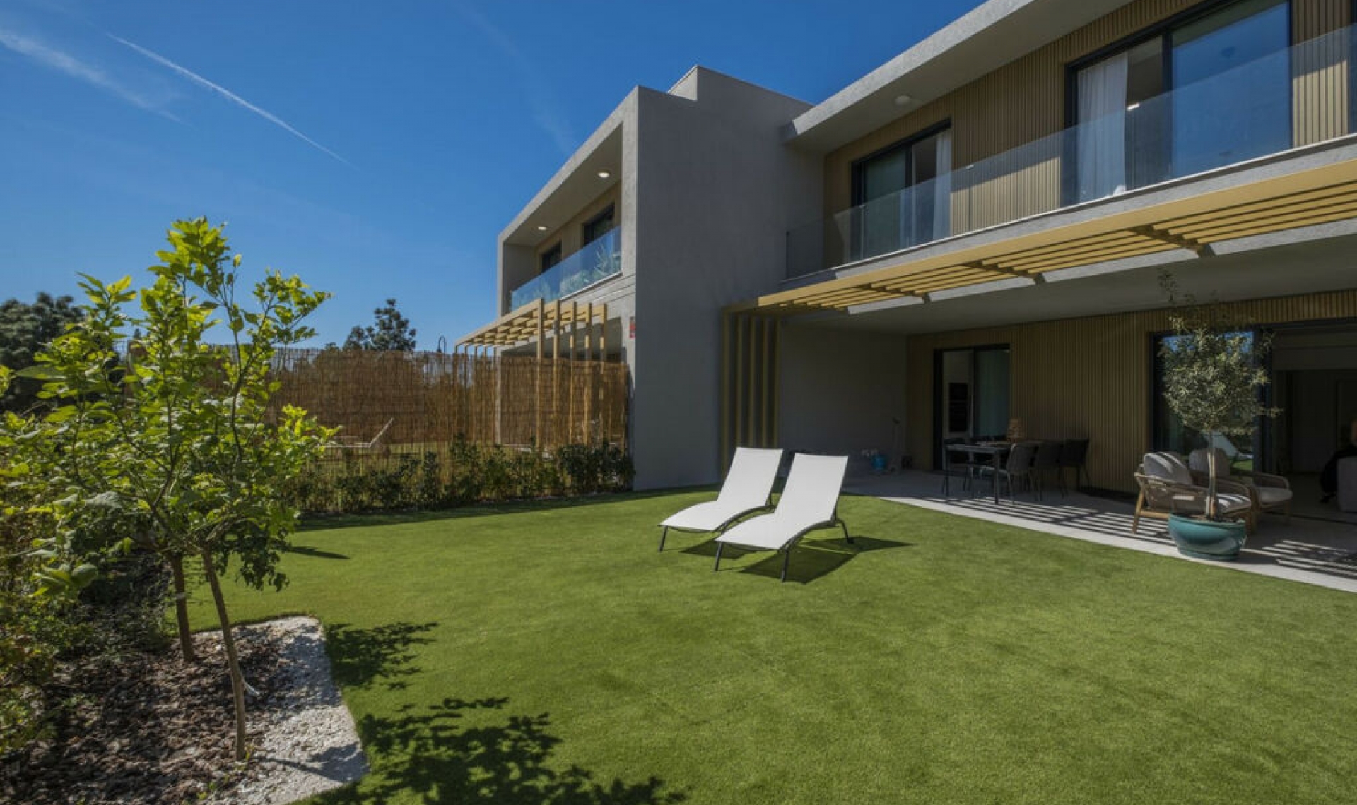 Resale - House -
El Chaparral